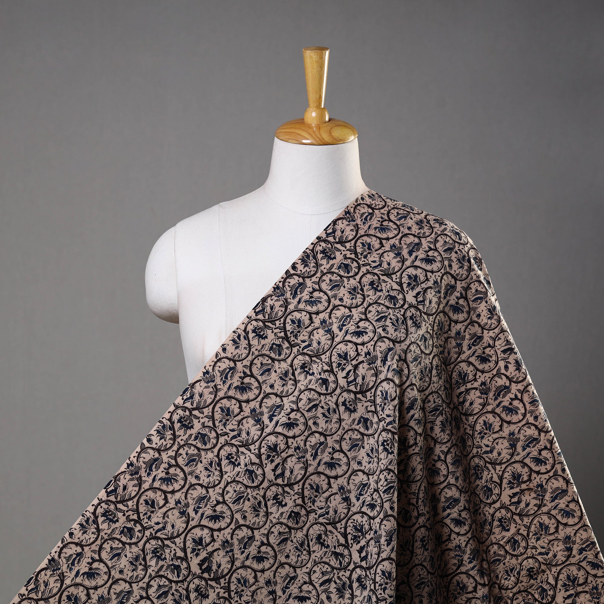 VENKATA BHANU KALAMKARI PEDANA Beige - Pedana Block Printed Cotton Kalamkari Fabric 07