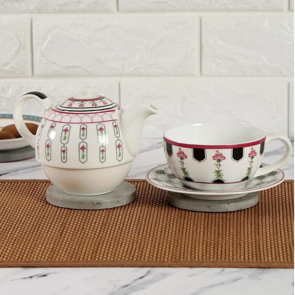 One tea set – India Circus Black Garden Tea for One | Tea Set | Set of 3 Pcs