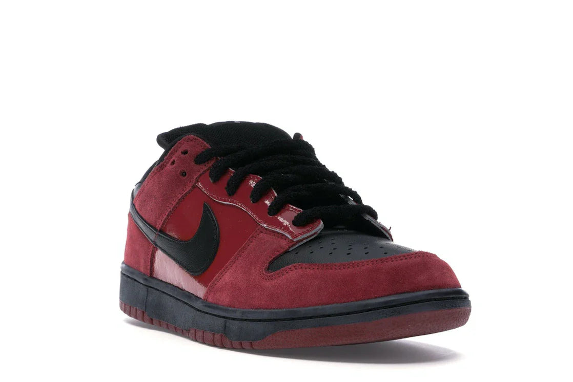 Nike SB Dunk Low 'Milli Vanilli' – Red - view 6