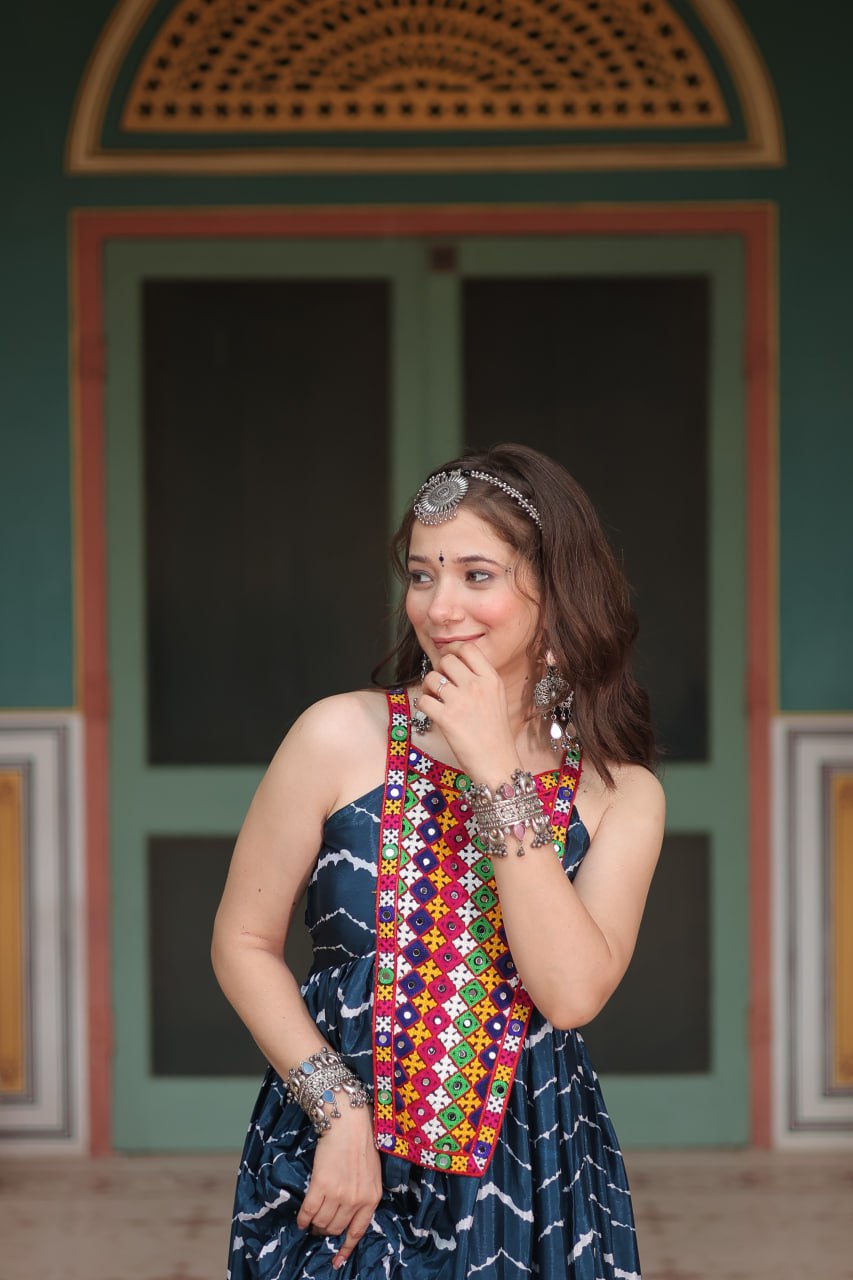 ClothsVilla Navy Blue Graceful Leheriya Print Gown with Kutchi Patchwork - view 6