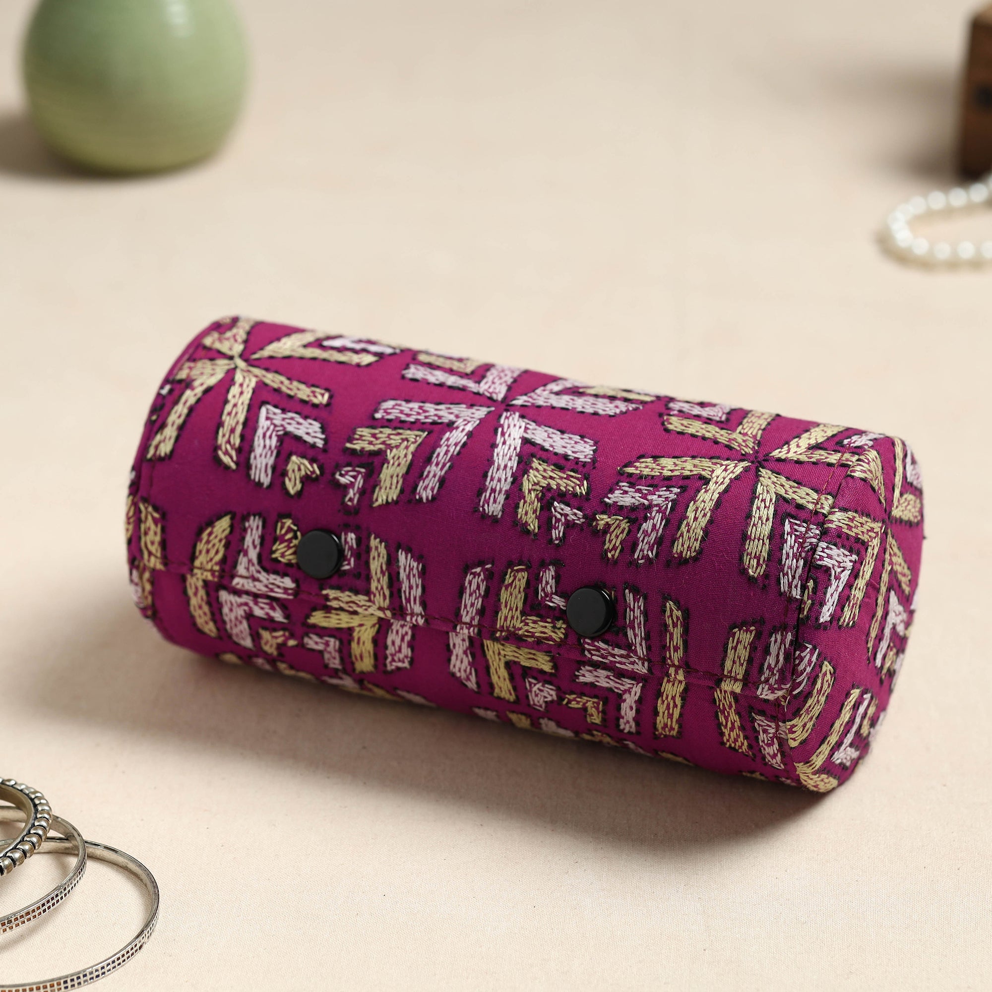 ASALKAAR Bengal Kantha Work Handcrafted Bangle Box (Big) - view 2