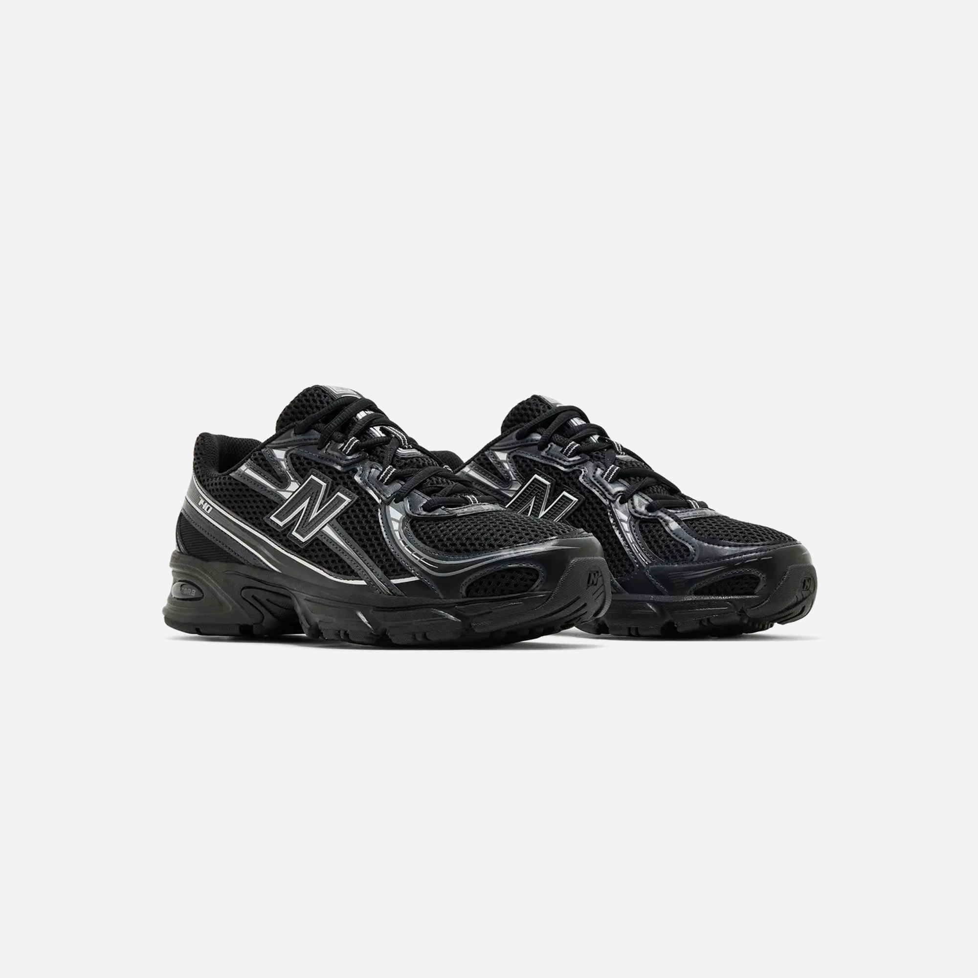 New Balance 740v2 Black Grey Silver - view 2