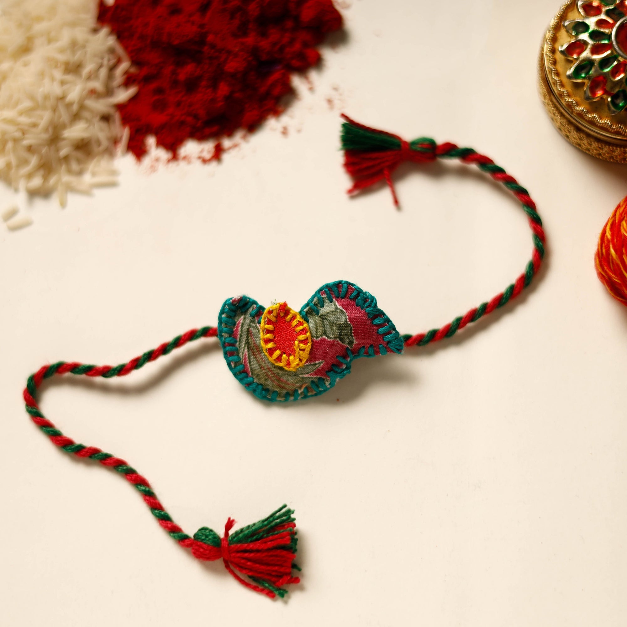 JAN SANDESH Bird - Handmade Threadwork Kids Rakhi 24
