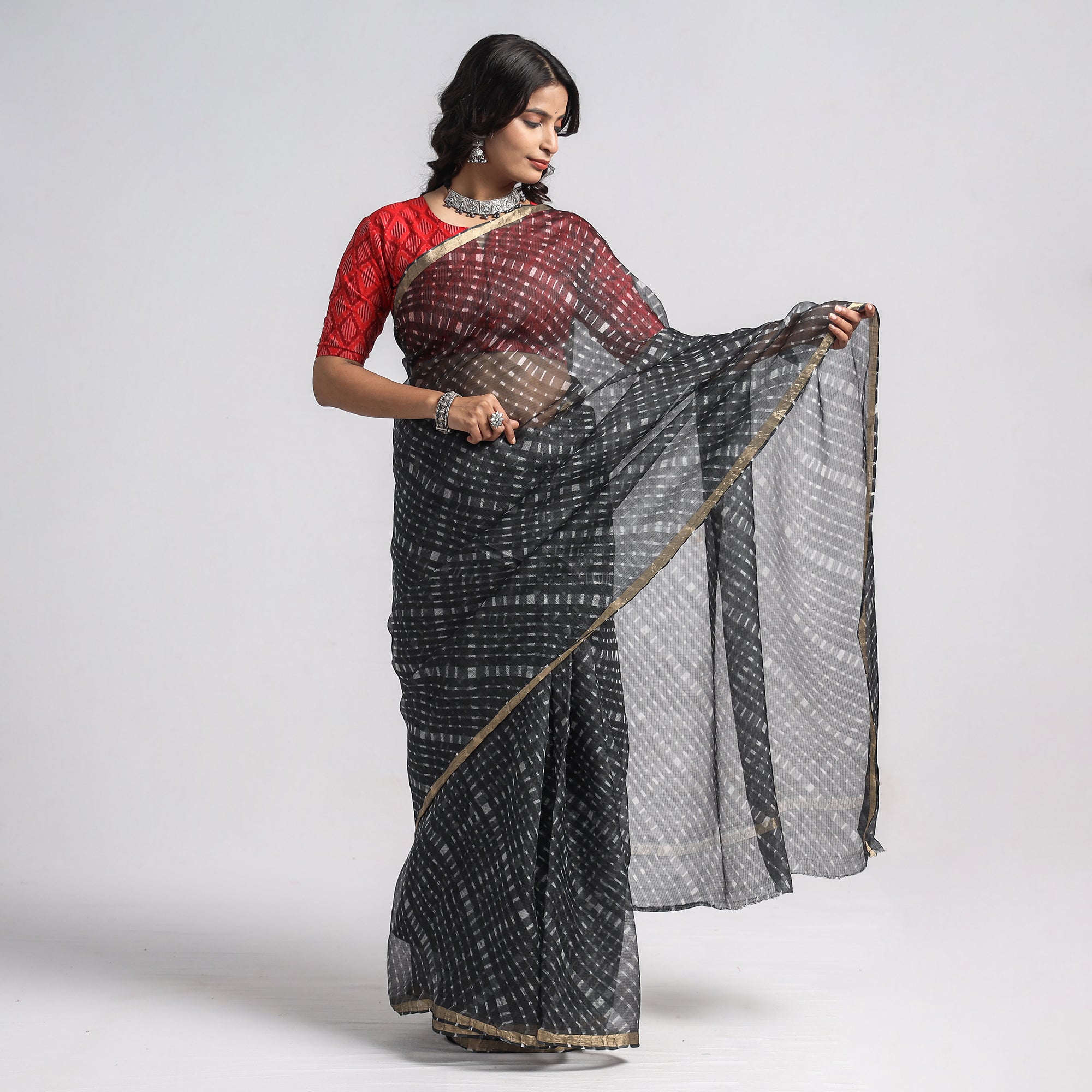 LEHARIYA BY BADSHAH MIYAN Black - Leheriya Tie-Dye Mothra Kota Doria Silk Saree - view 2