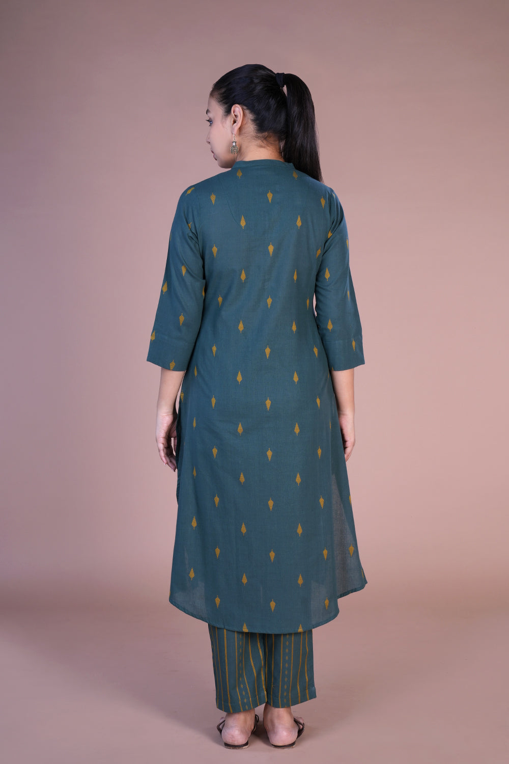 Kalanjali Ethnics Dark teal kurti and pants set - view 6