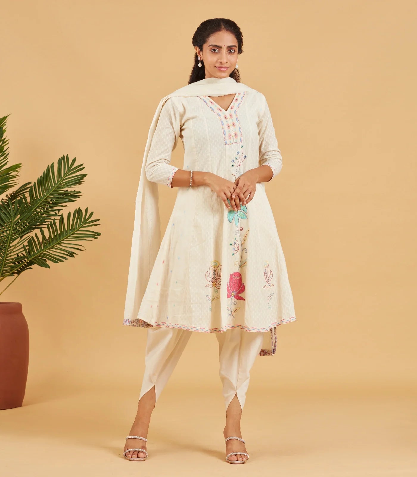 RmKV White short kurta set