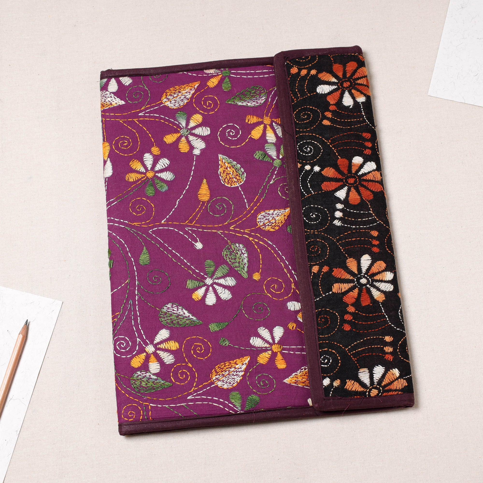ASALKAAR Bengal Kantha Work Handcrafted File Folder