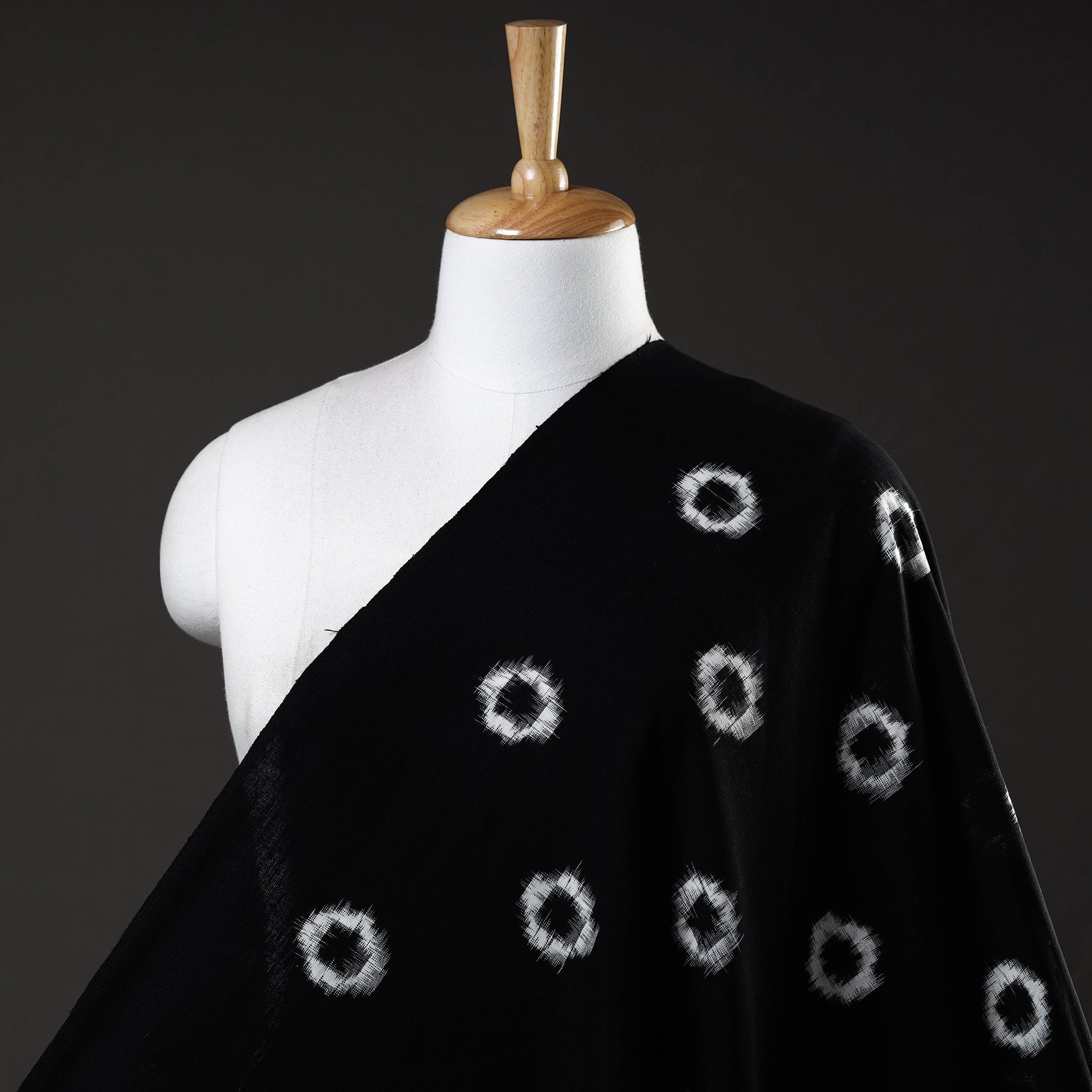 SOUTH KARGHA Black - Handloom Cotton Pochampally Double Ikat Fabric 06