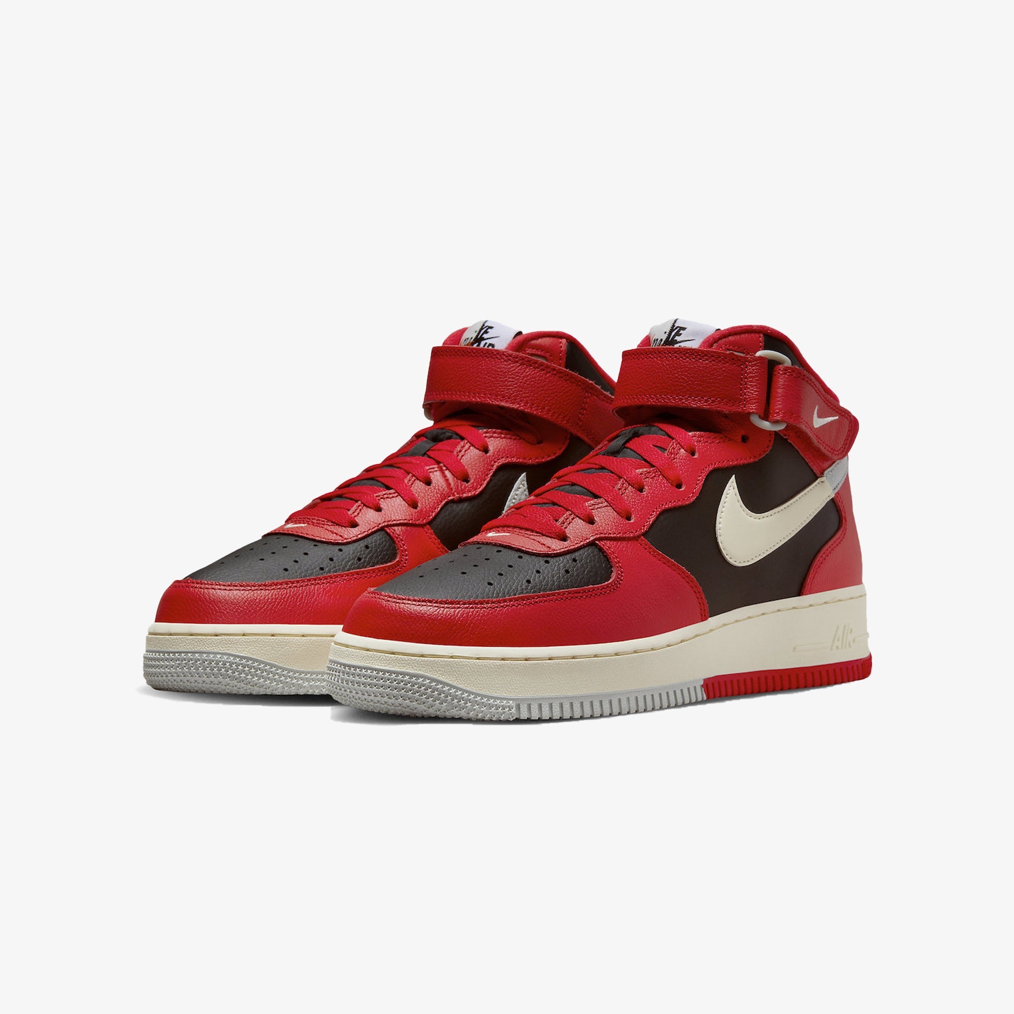 Nike | AIR FORCE 1 MID '07 LV8 { BLACK/COCONUT MILK-LIGHT SILVER