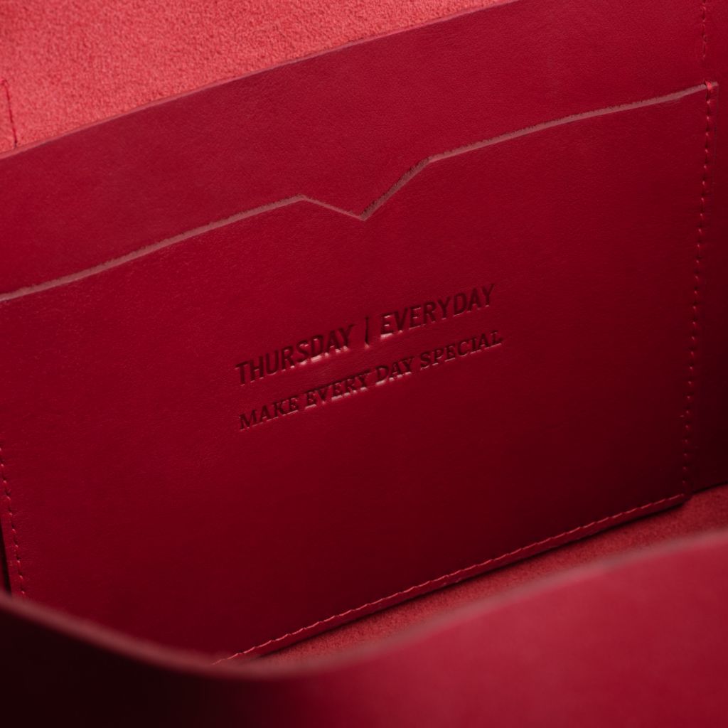 Thursday Boots - Women's Bags Everyday Tote | Red (M) - view 5