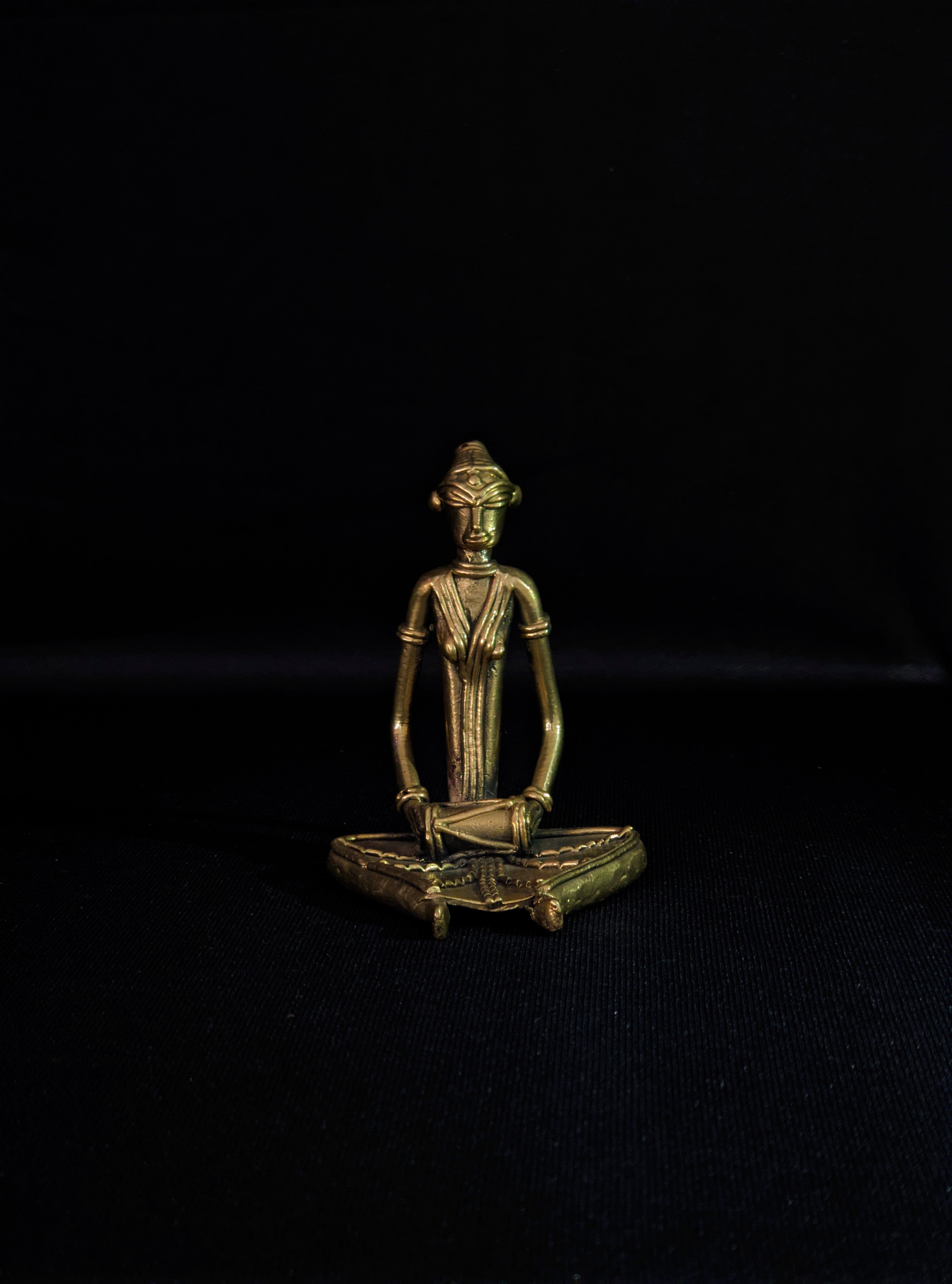 IndianVillèz Handmade Dhokra - Sitting Musician with Dhol