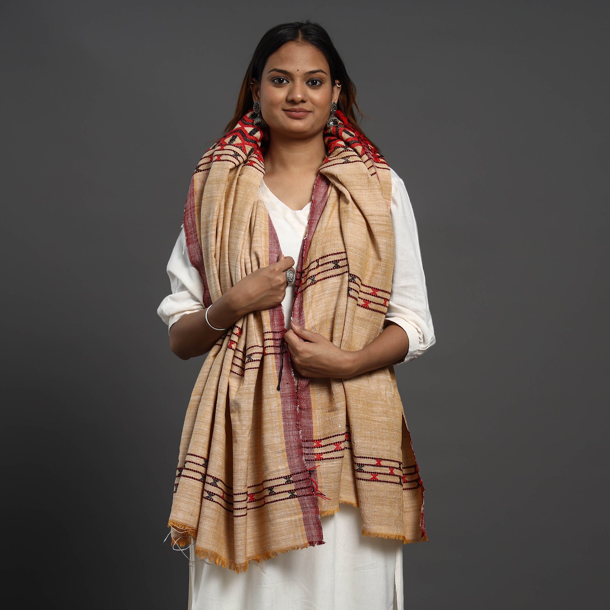 ITOKRI CRAFTS INITIATIVE Beige - Assamese Gero Design Mising Eri Silk Handloom Shawl cum Stole - view 4
