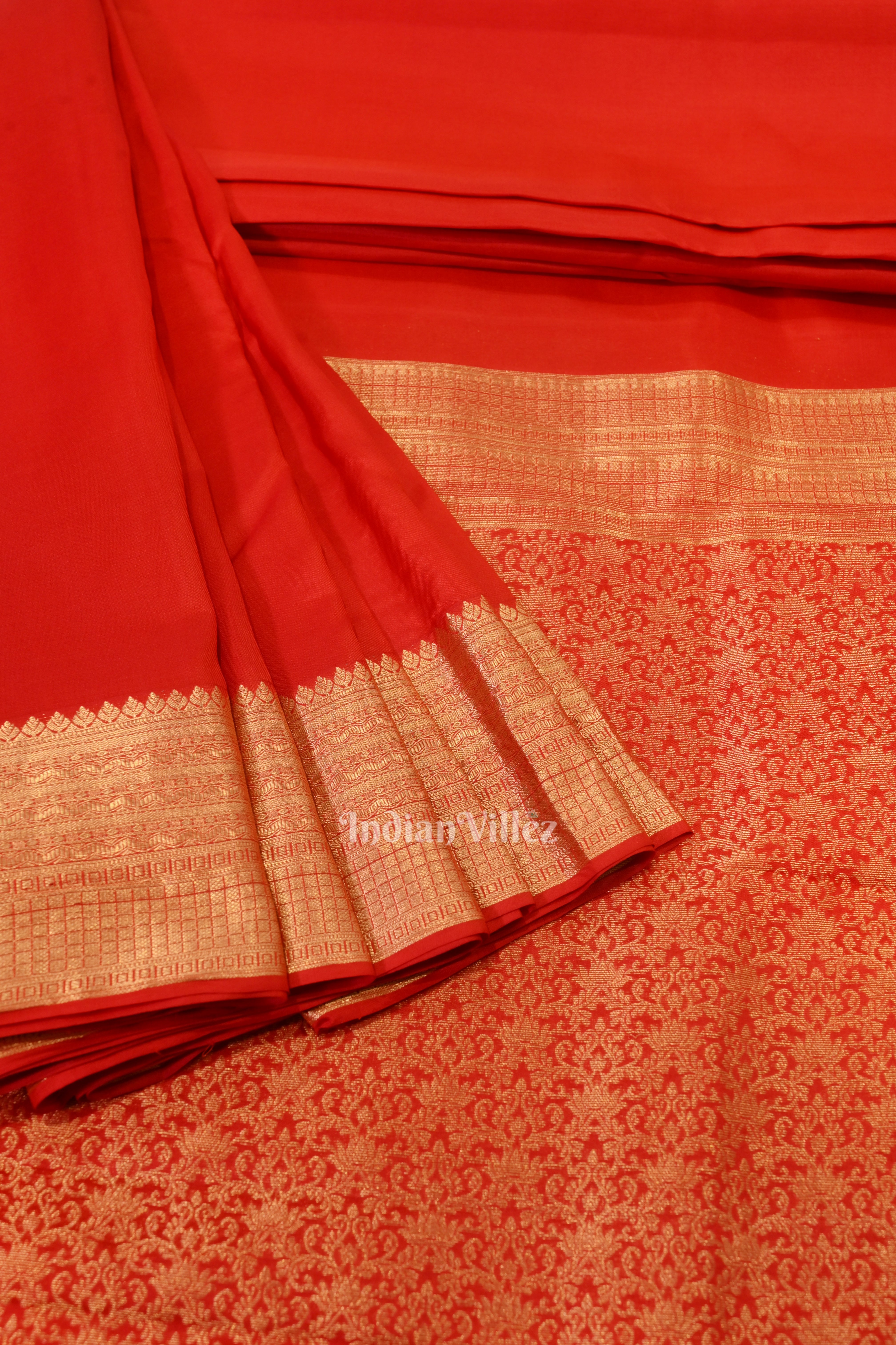 IndianVillèz Classic Red pure Kanjivaram Silk Saree with Zari Brocade