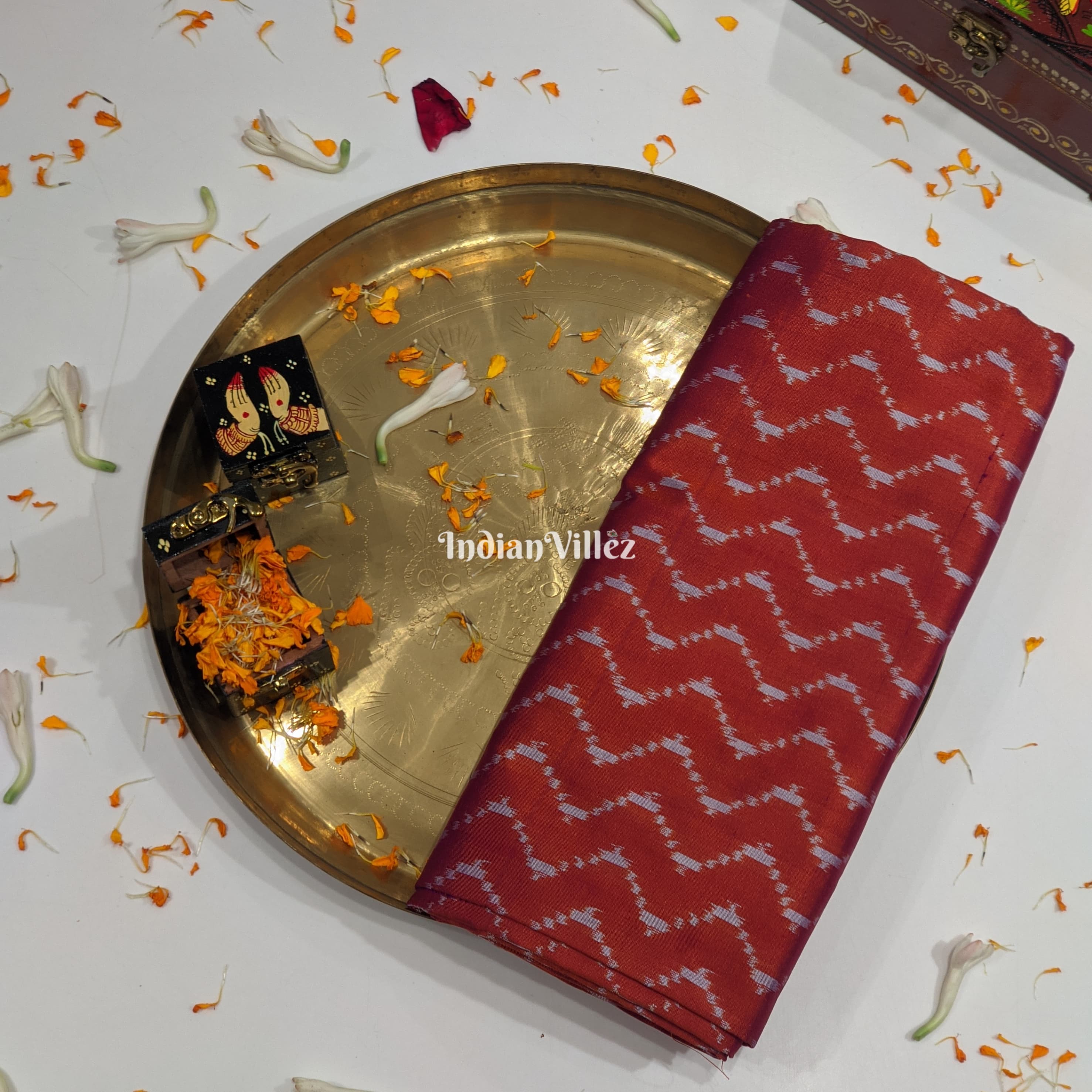 IndianVillèz Deep Orange Pochampally Ikat Silk Saree