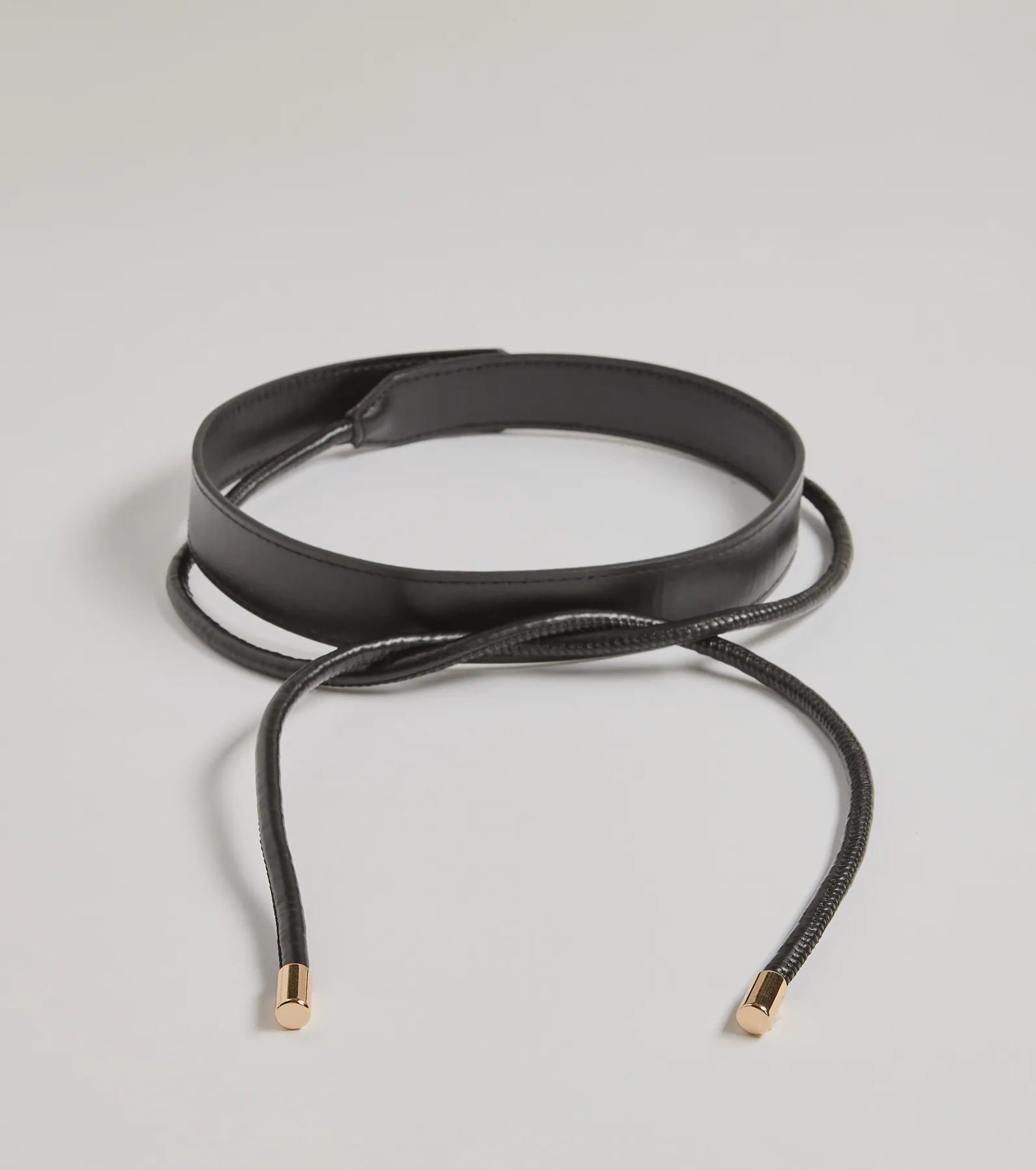 Windsor Sealed With Glam Faux Leather Belt – BLACK