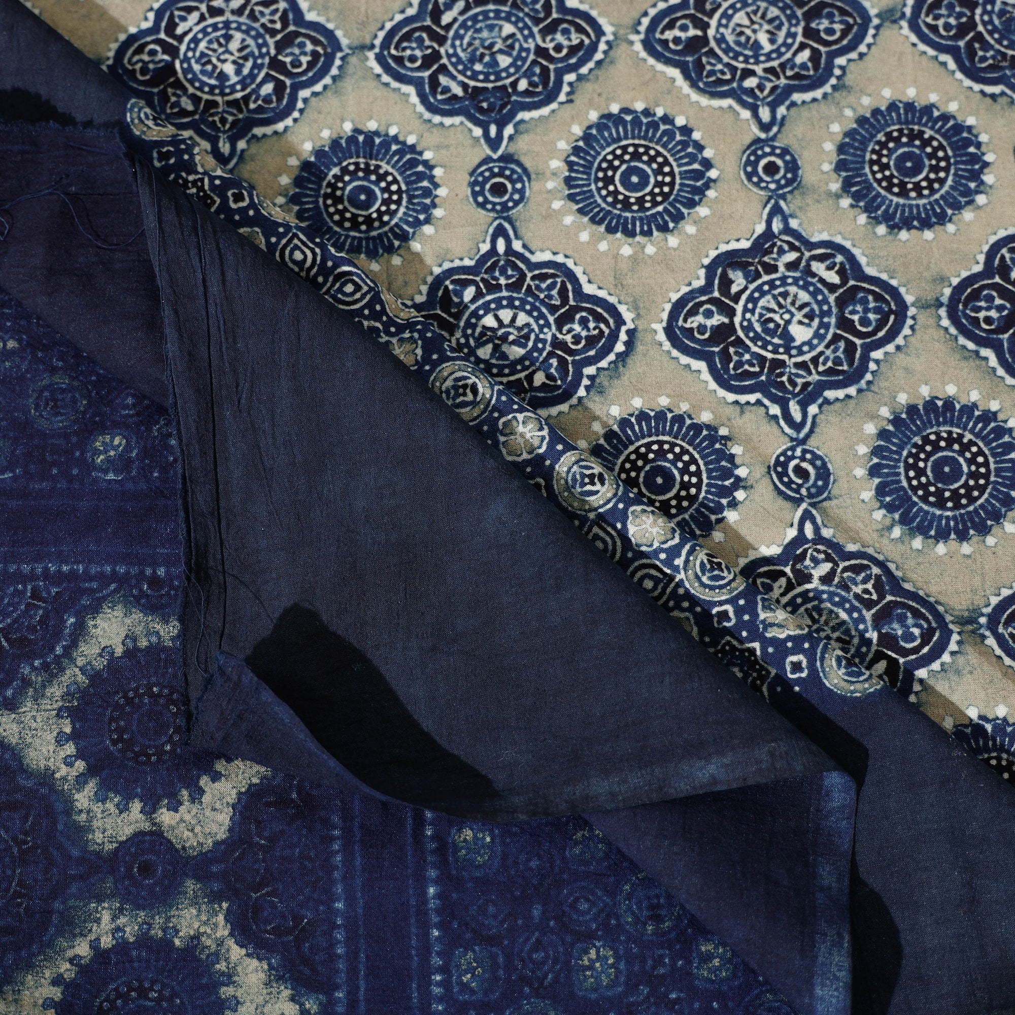 KACHCHH JI CHHAAP Blue - Ajrakh Block Printed Cotton Single Bed Cover (90 x 60 in) - view 5