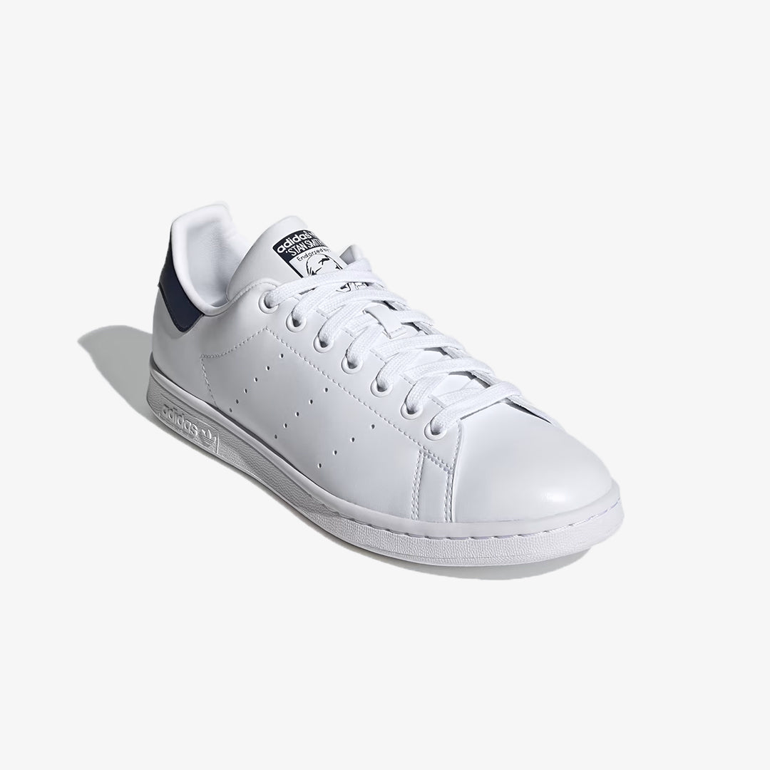 Adidas Originals | STAN SMITH SHOES { CLOUD WHITE / CLOUD WHITE / COLLEGIATE NAVY