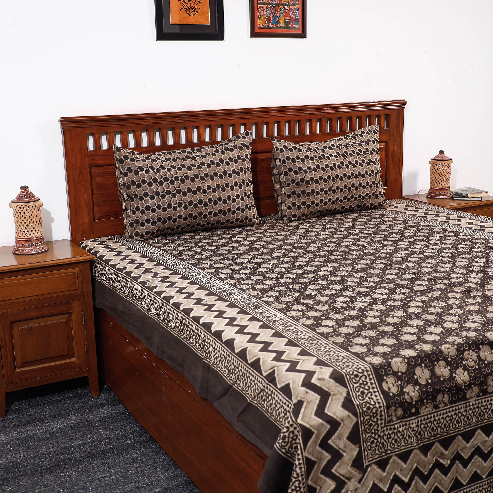 HAVELI CHRONICLES Brown - Pipad Block Printed Cotton Double Bed Cover with Pillow Covers (108 x 90 in)