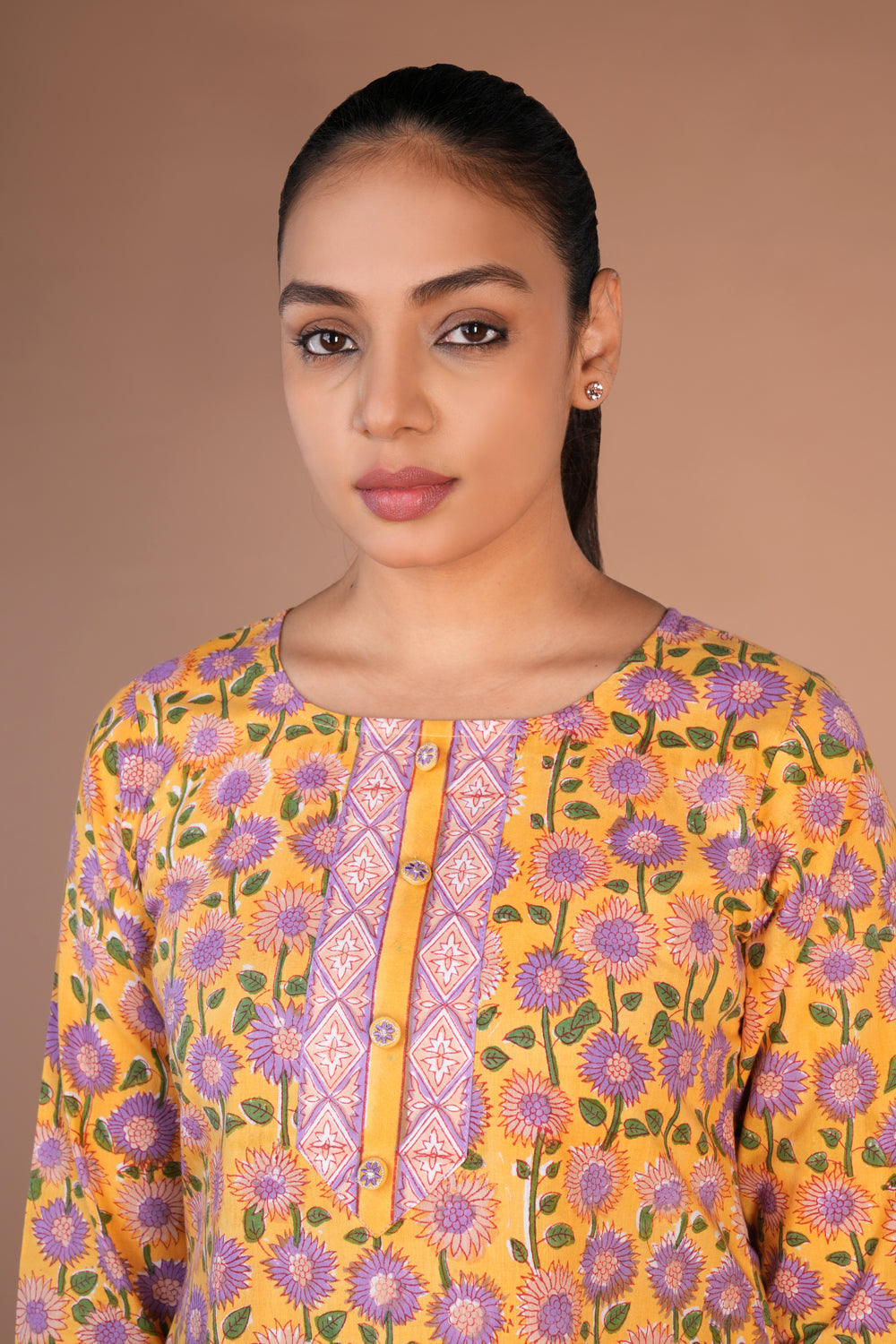 Kalanjali Ethnics Handblock printed cotton kurti - view 5