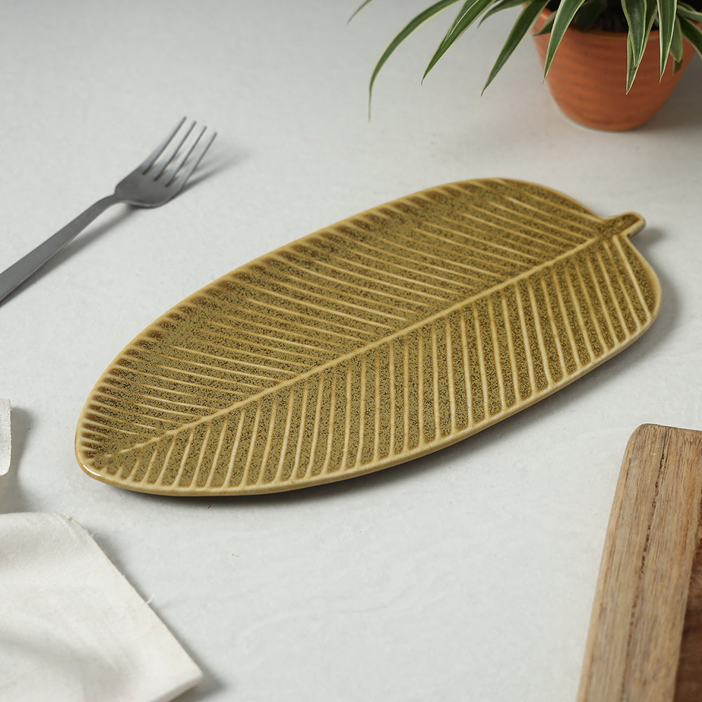 HAVELI CHRONICLES Brown - Ceramic Leaf Shape Platter