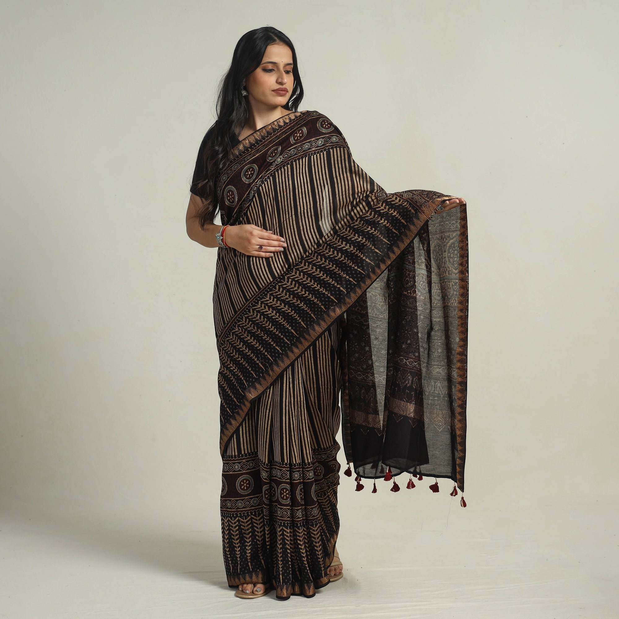 RIYAZ ABDULMAJID KHATRI - AJRAKH Black - Block Printed Chanderi Silk Ajrakh Saree 10 - view 2