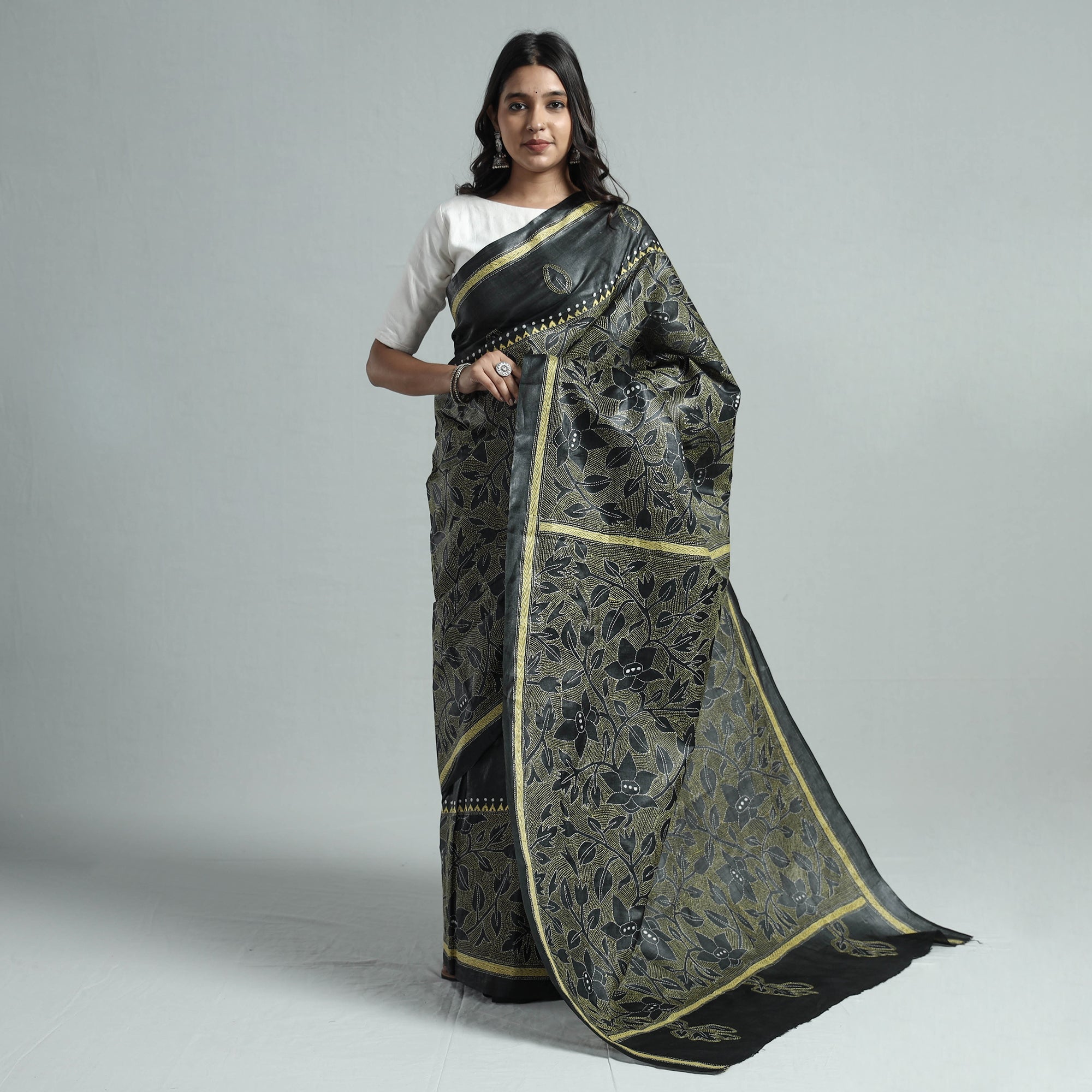 KHUSHBASH - HAPPY LOOM OF EAST Black - Bengal Kantha Hand Embroidery Pure Tussar Silk Handloom Saree