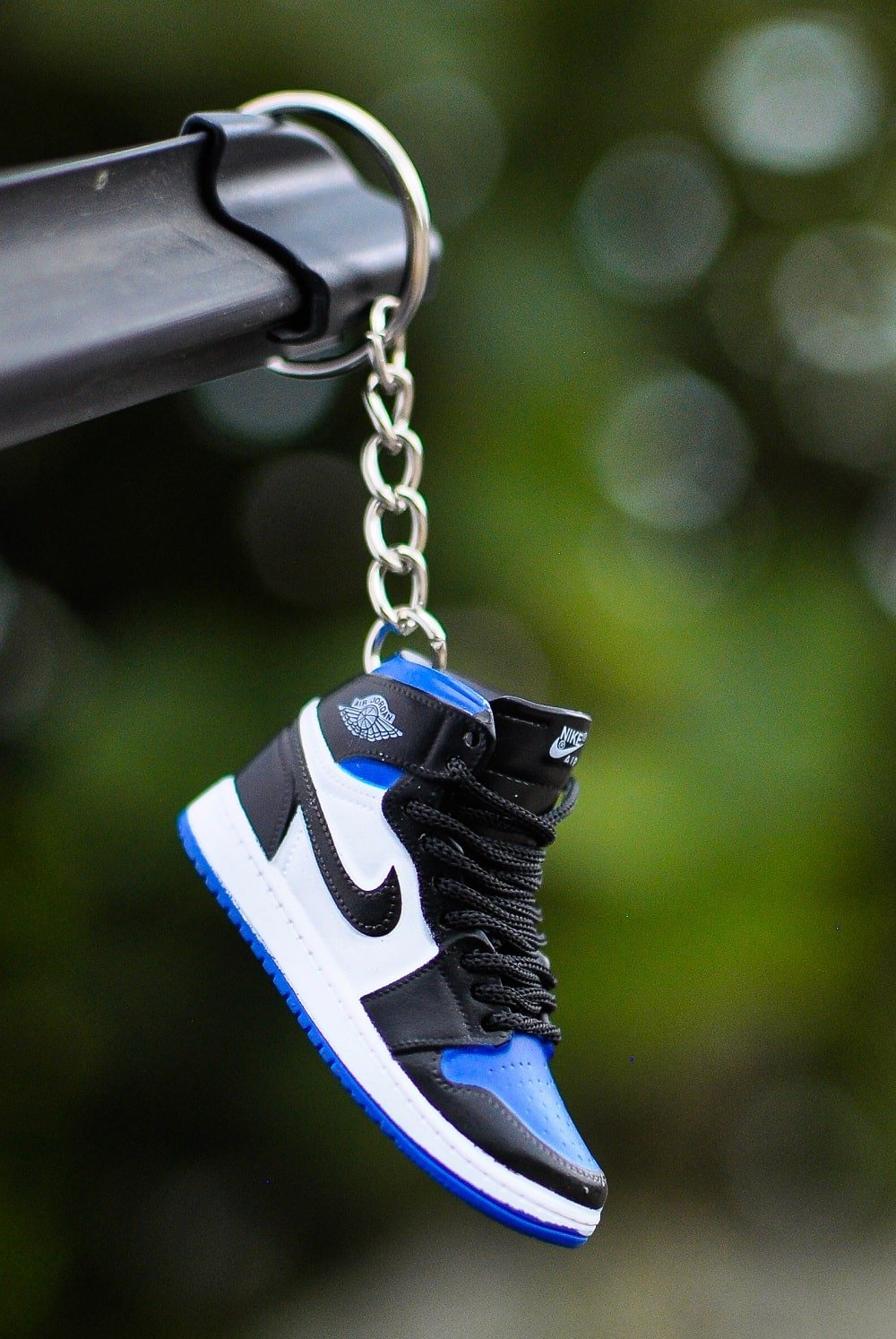 Kicks Machine 3D Sneaker Keychain Jordan 1 Royal Toe