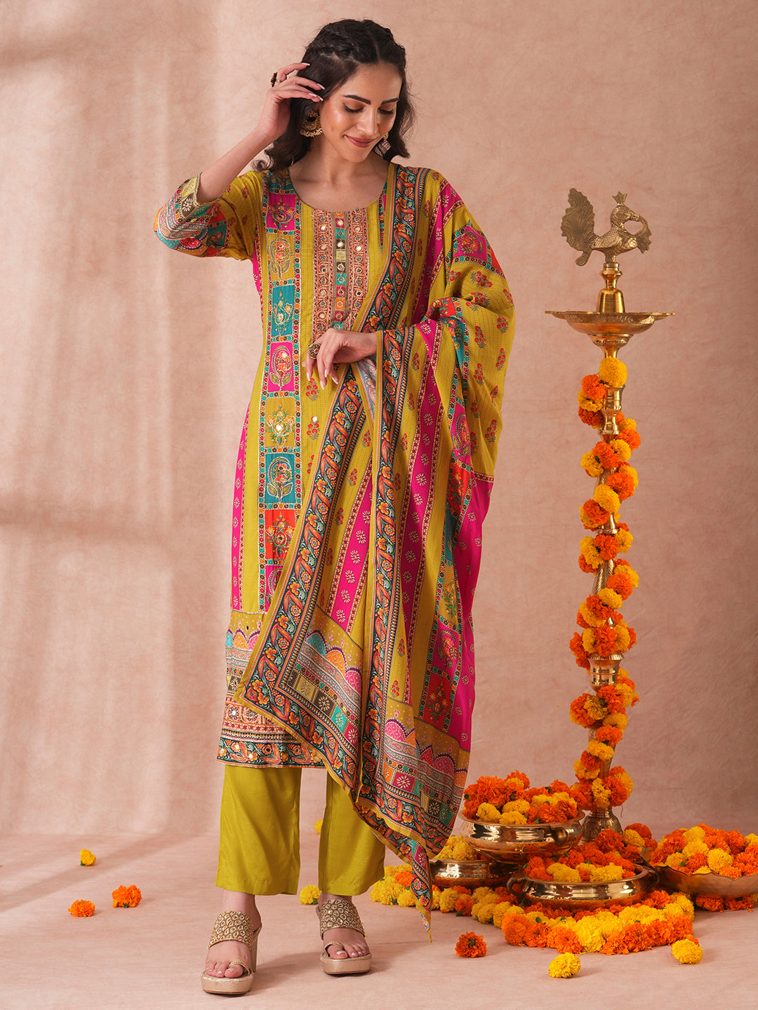 FASHOR Ethnic Printed & Embroidered Straight Fit Kurta with Pant and Dupatta - Green