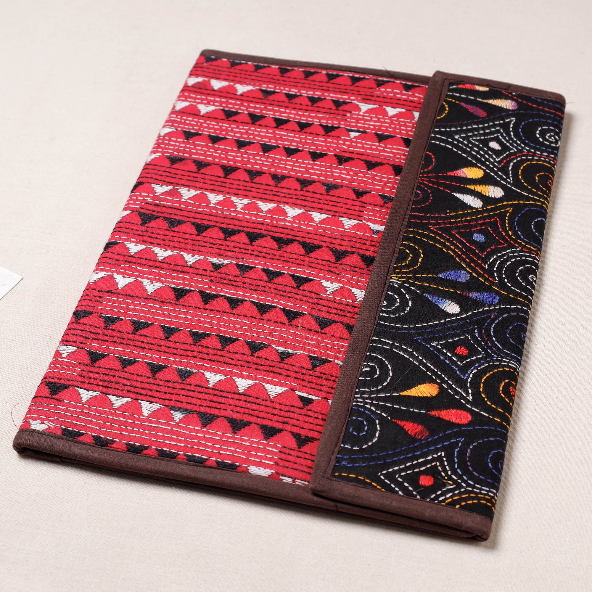ASALKAAR Bengal Kantha Work Handcrafted File Folder - view 2