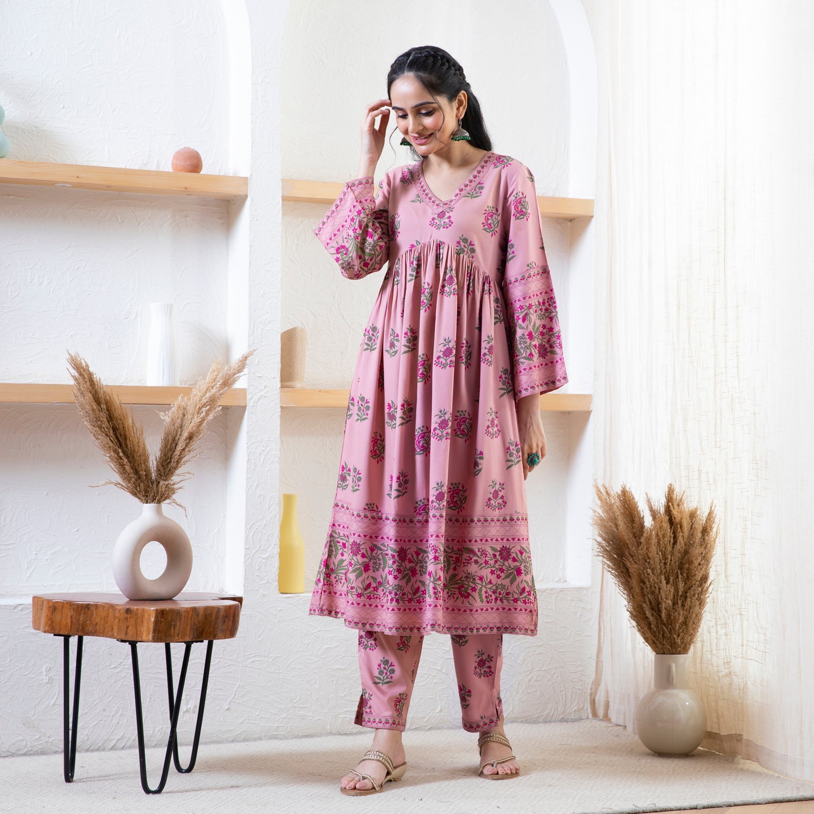 BlackTree Baby Pink Floral Kurta Pant Set - view 2
