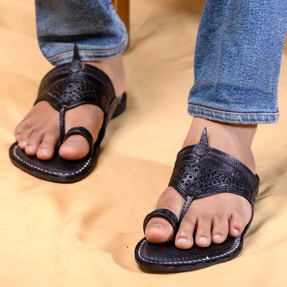 KALAPURI Black - Men Dress Your Feet in Colors: Classic Kolhapuri Leather Slippers