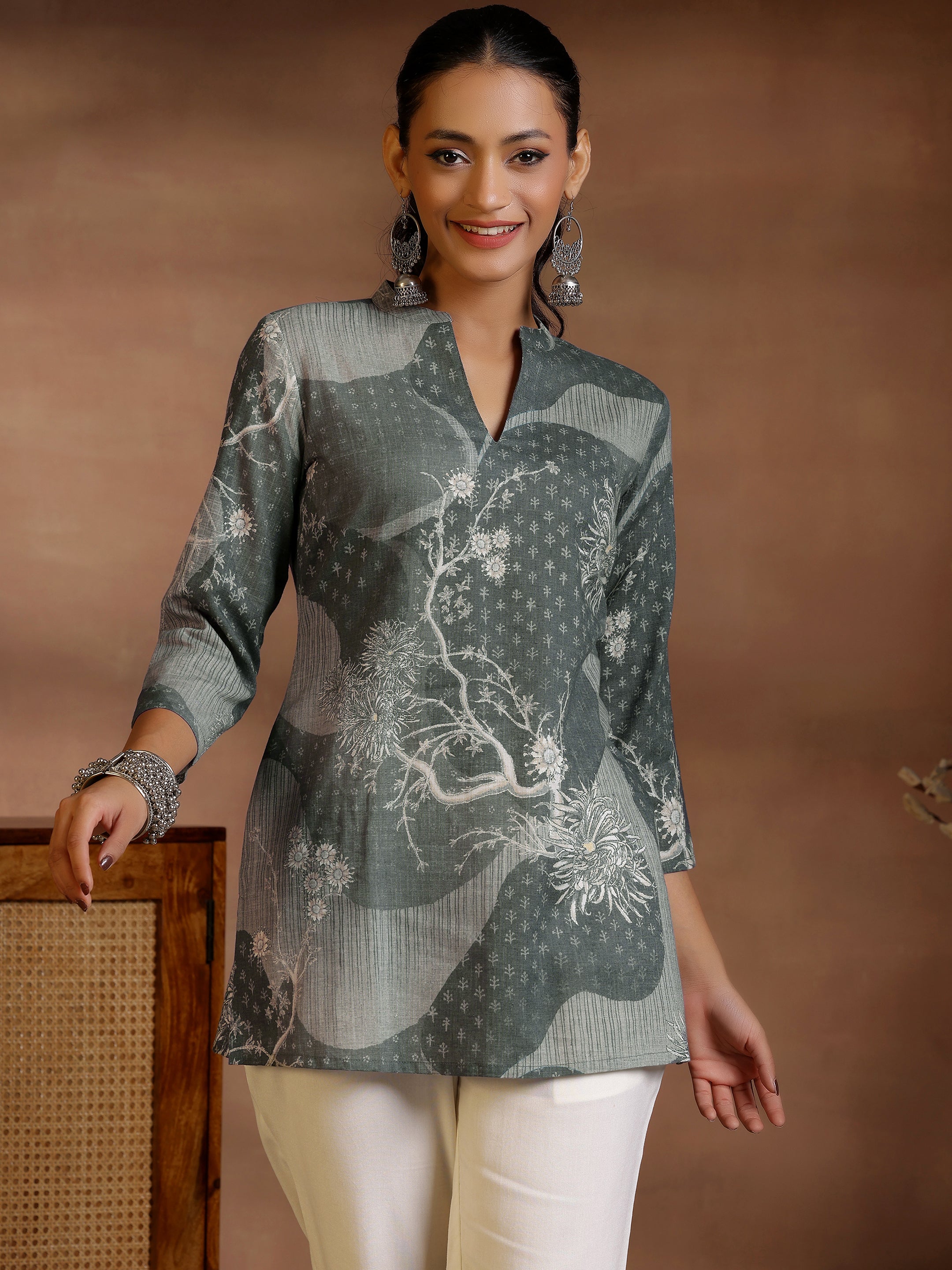 Libas Grey Printed Linen Straight Kurtis – Women's