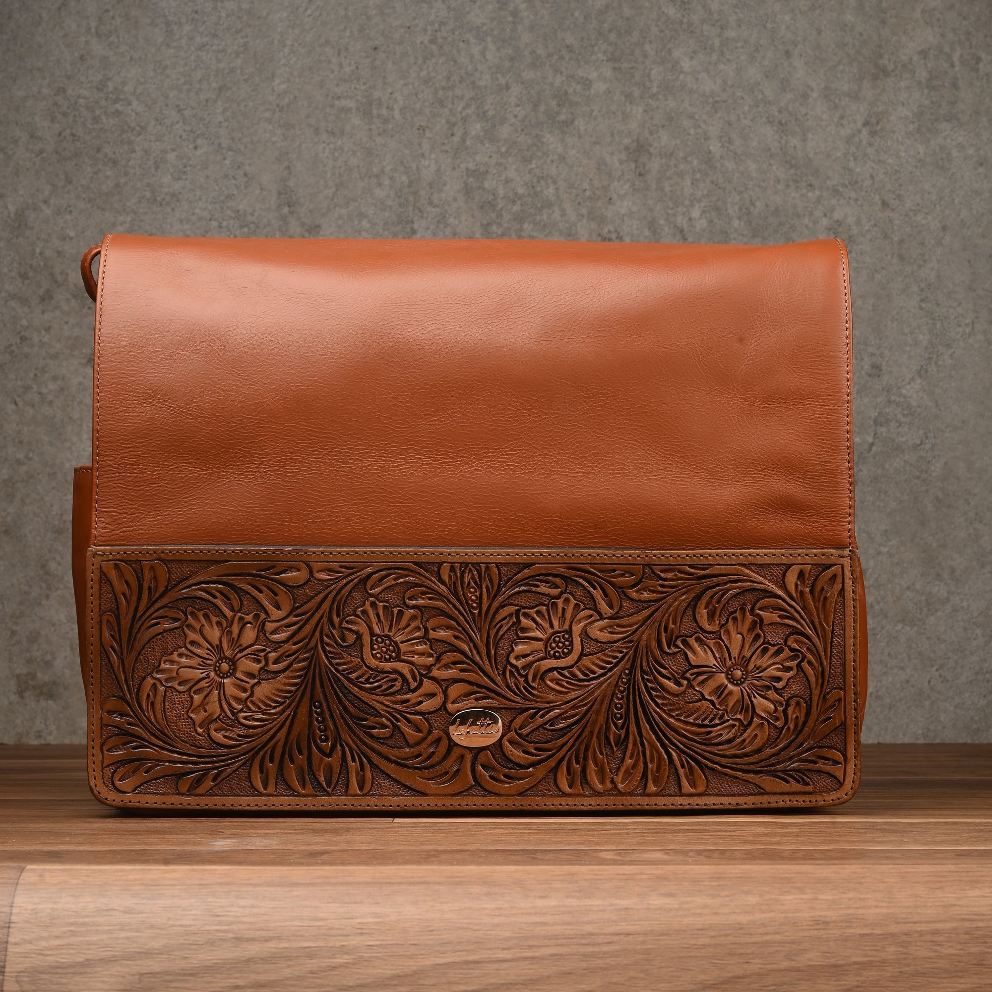 Hand-Carved Bags by Lafattio – Tan