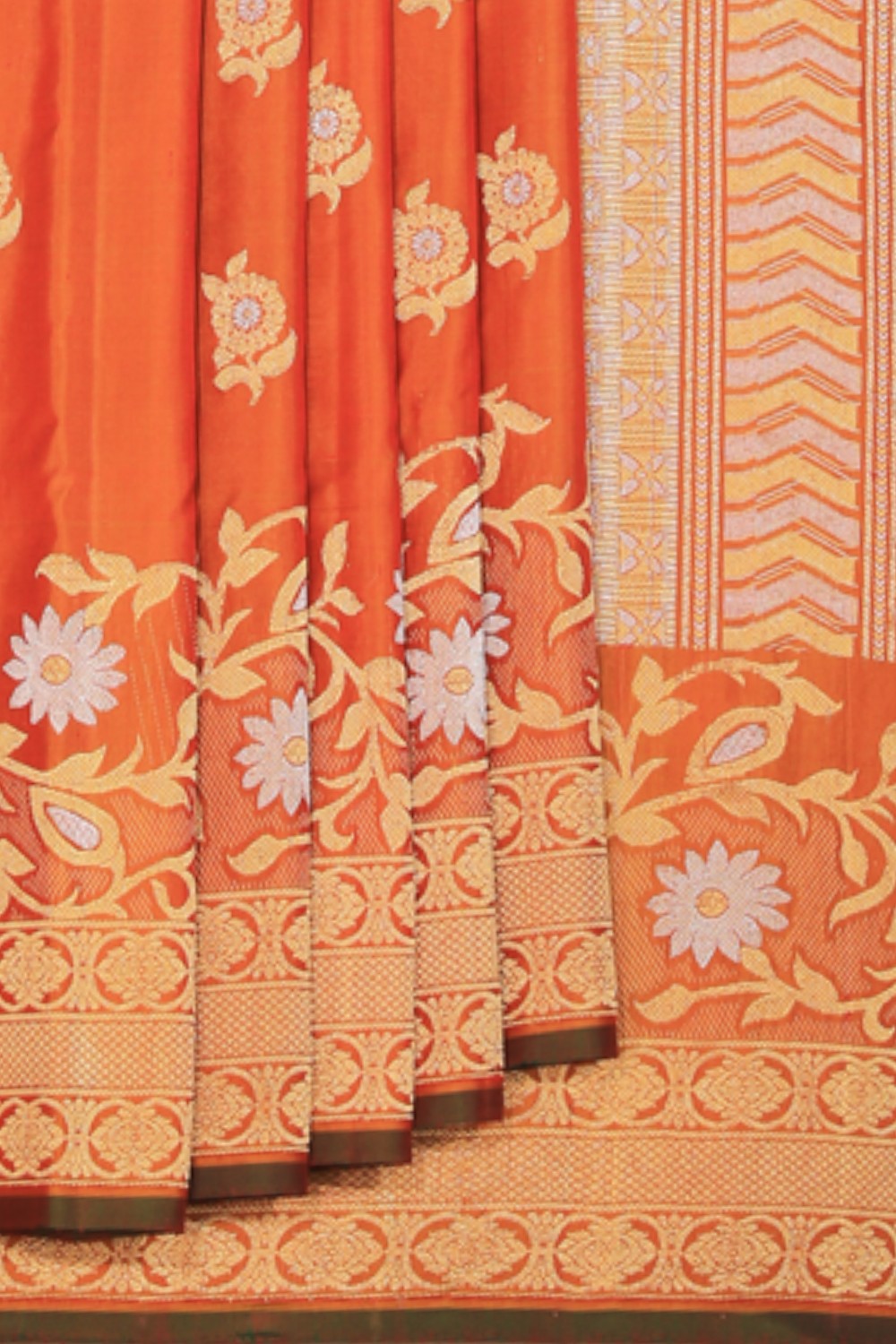 Kalanjali Gadwal Silk Mustard Saree – Women's