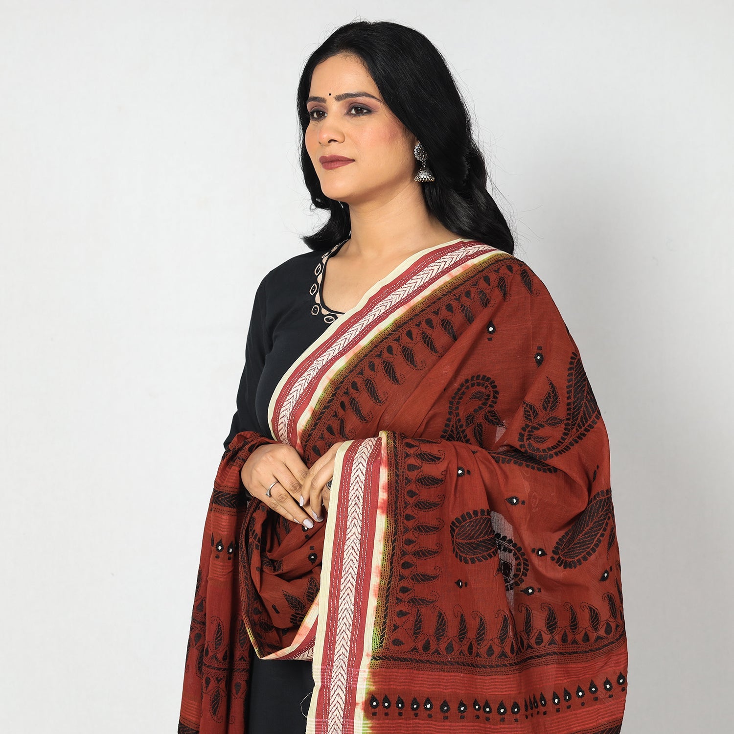 KHUSHBASH - HAPPY LOOM OF EAST Brown - Bengal Kantha Embroidery Cotton Handloom Dupatta - view 2