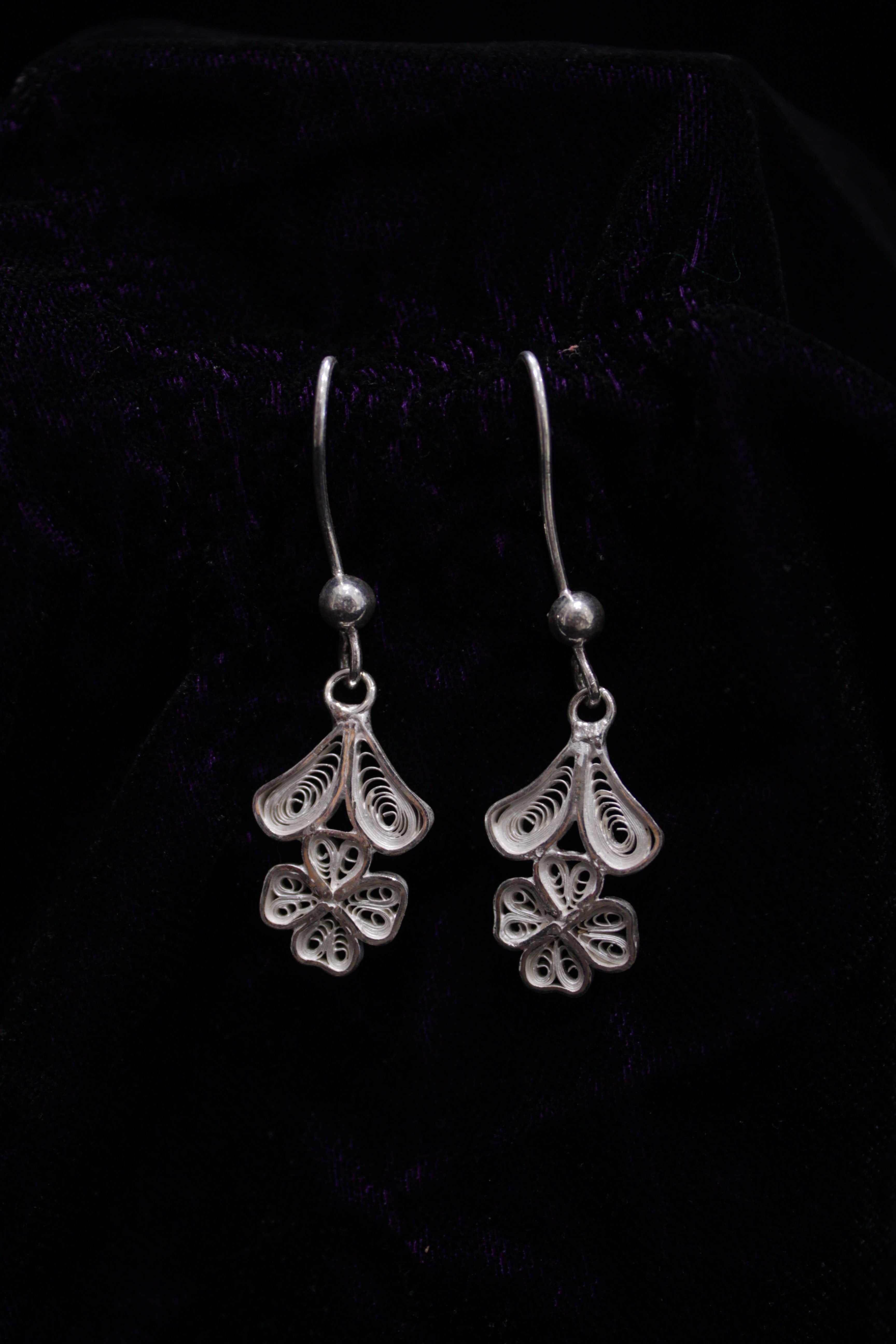 Indianvillez Floral Designed Silver Filigree Earrings