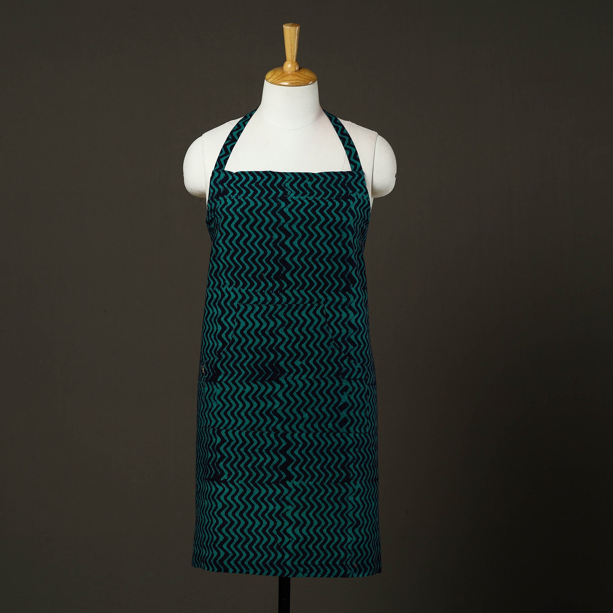 JALPARI Blue - Hand Batik Print Cotton Apron with Pocket 66