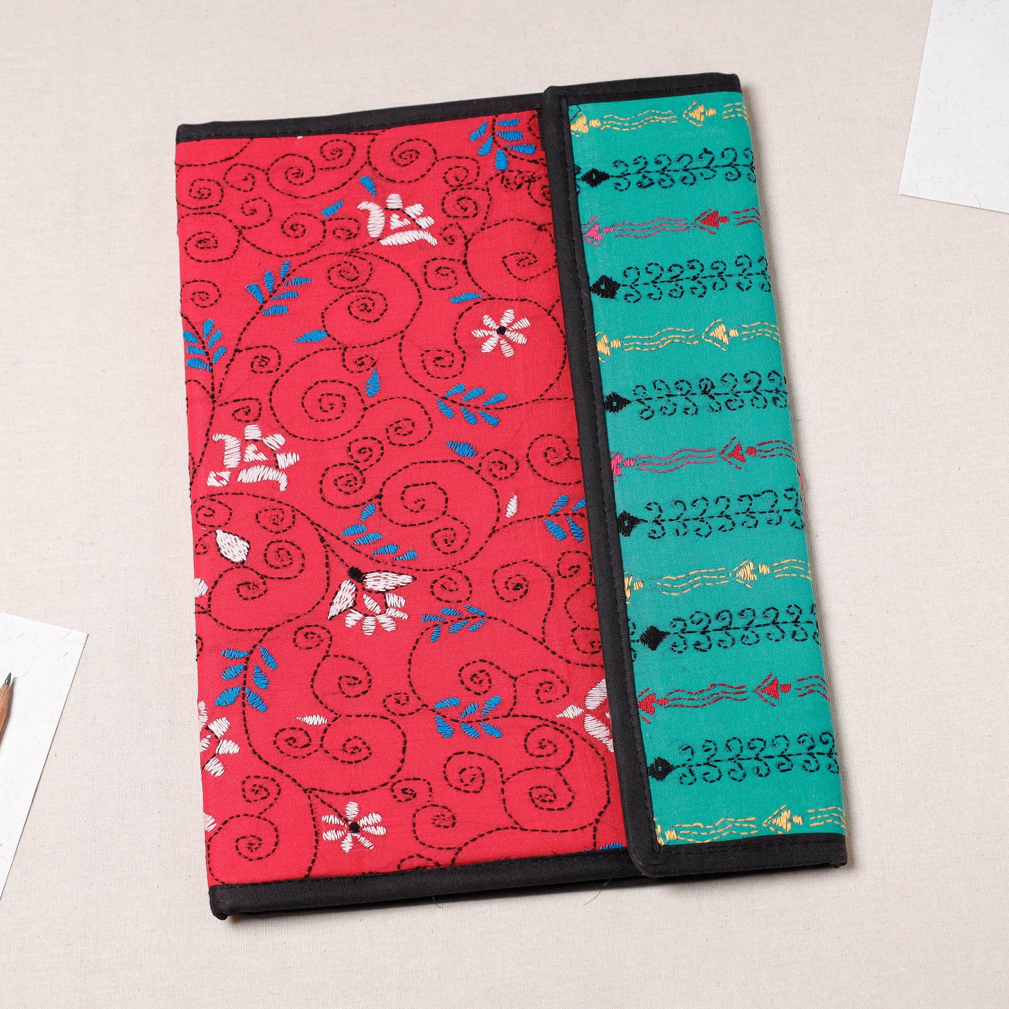 ASALKAAR Bengal Kantha Work Handcrafted File Folder
