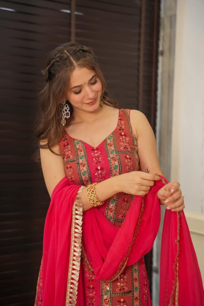 Idaho-o Chitra bright kurta-palazzo set - view 6