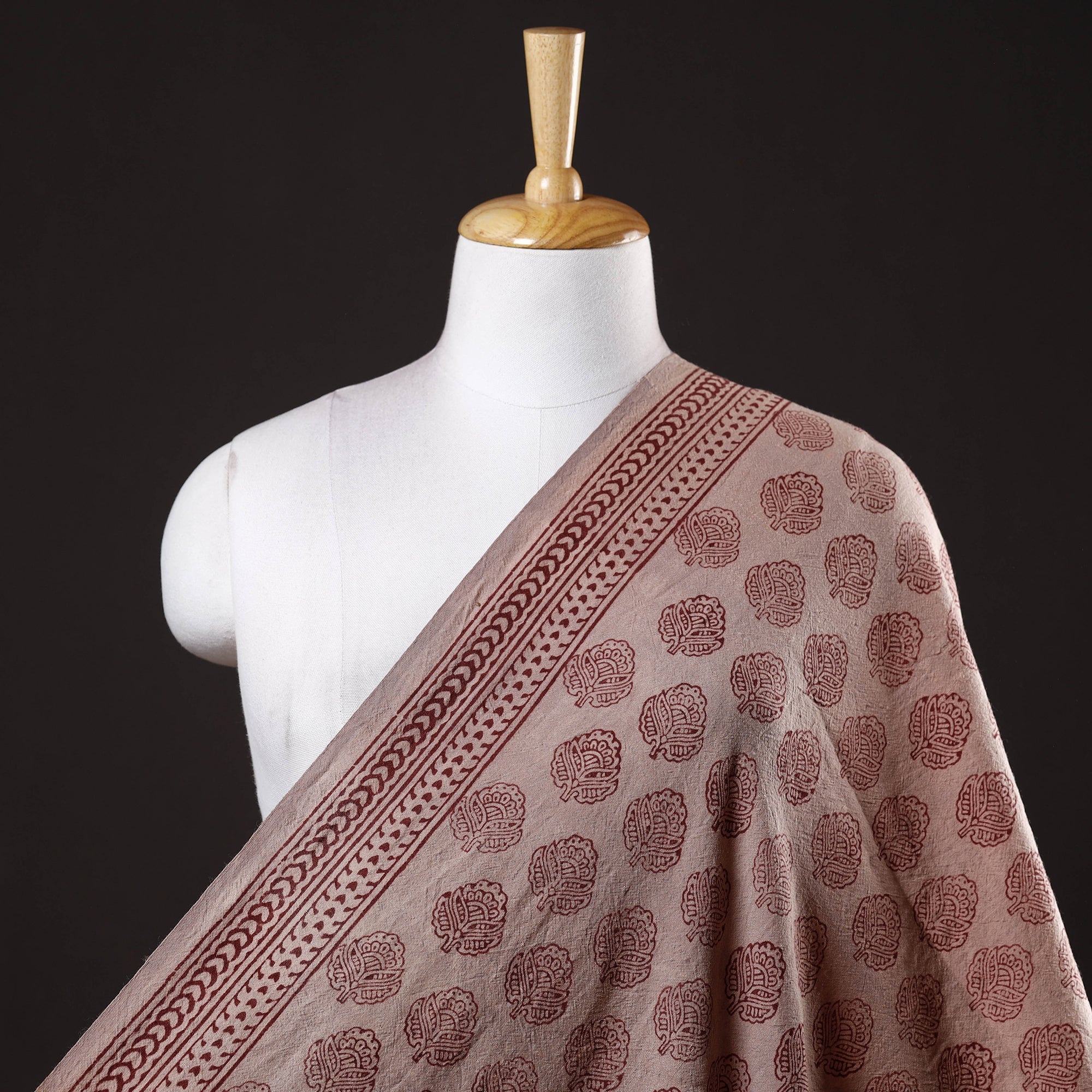 BAGH PRINTS BY UMAR FARUK KHATRI Beige - Bagh Block Printed Merino Wool Handloom Fabric - view 2