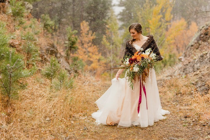 fiftyflowers.com Snowy Orange DIY Wedding