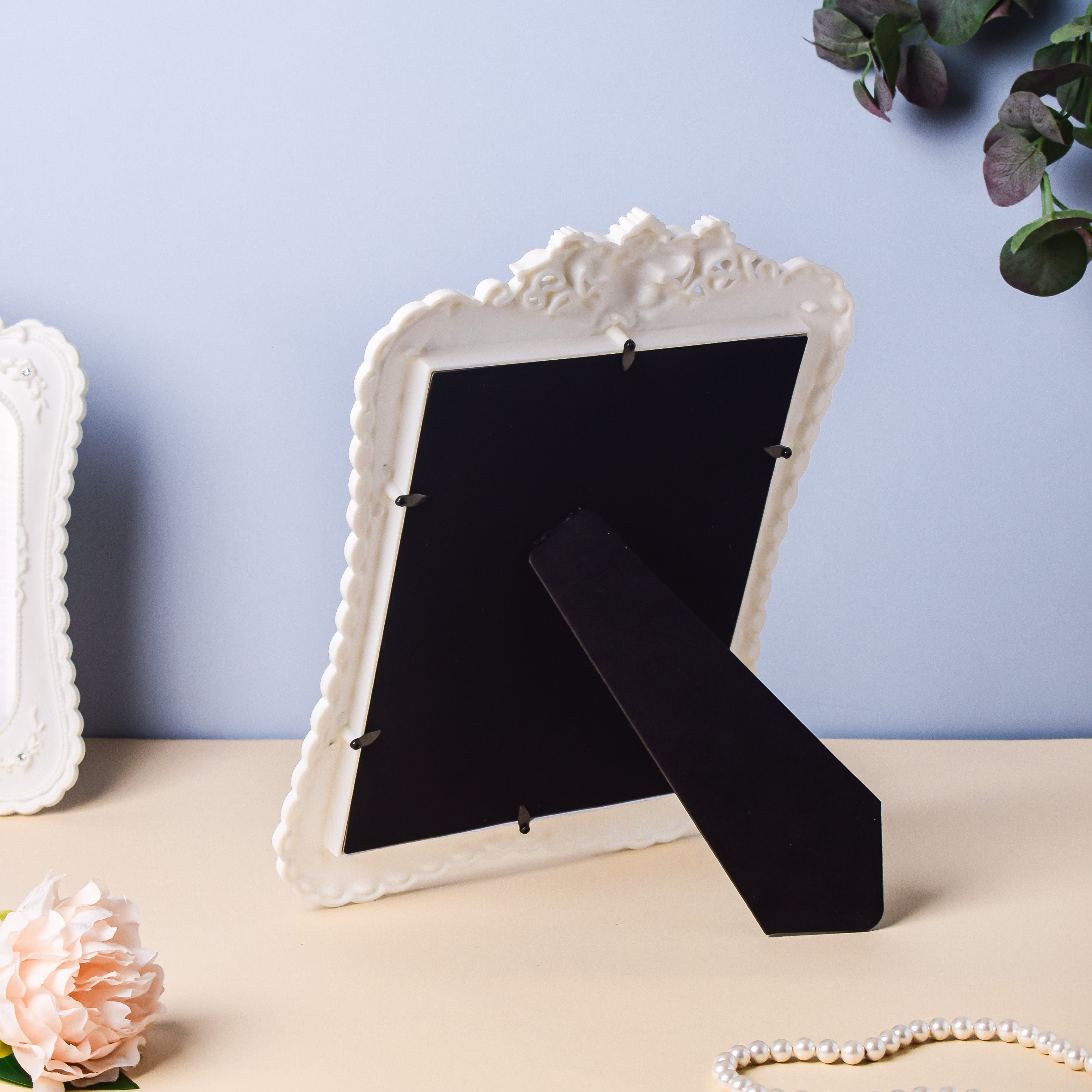 Nestasia Crowned White Large Photo Frame - view 4