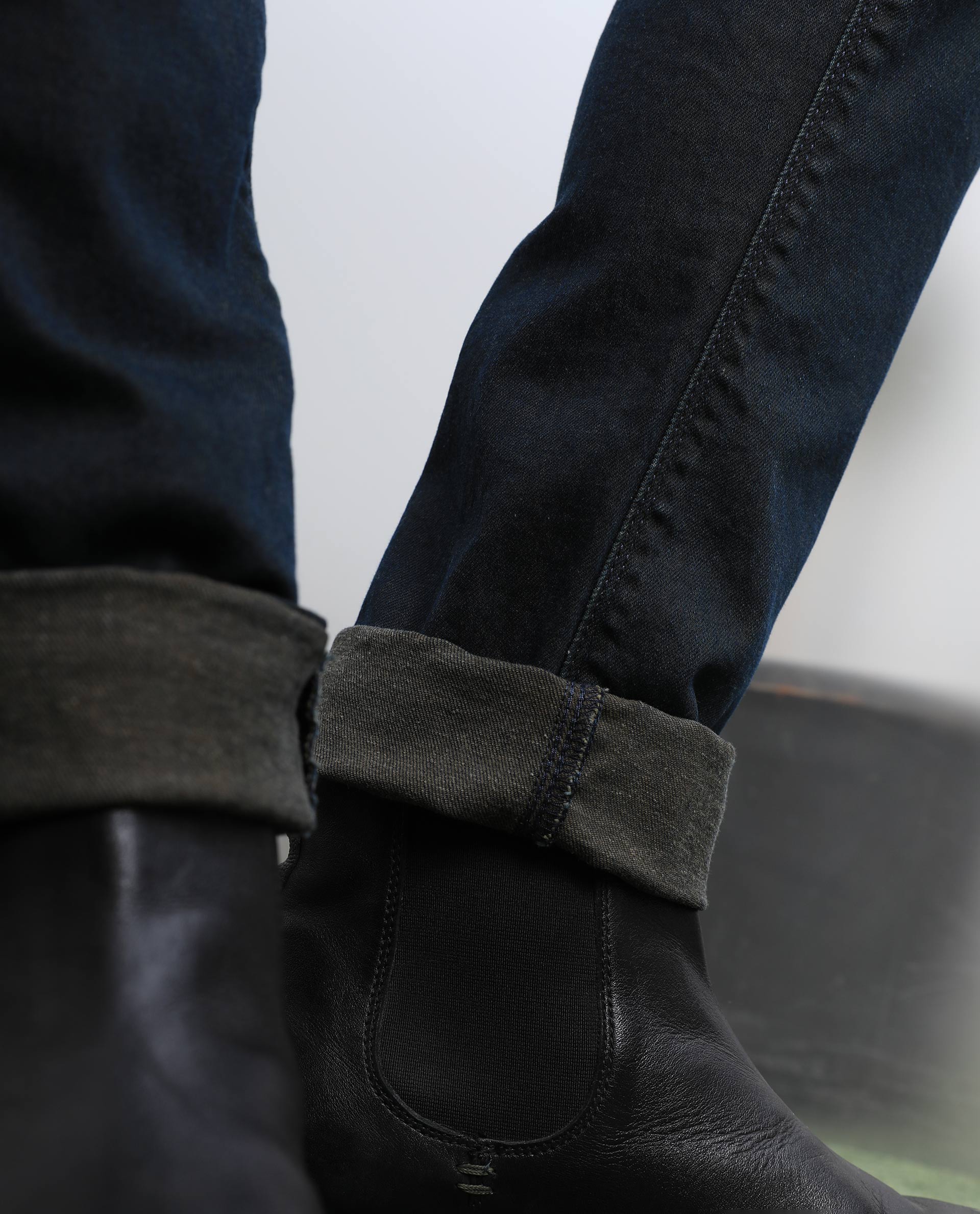 Rare Rabbit Men's Genevo Dusky Blue Mid-Rise Dark Wash Regular Fit Jeans - view 6