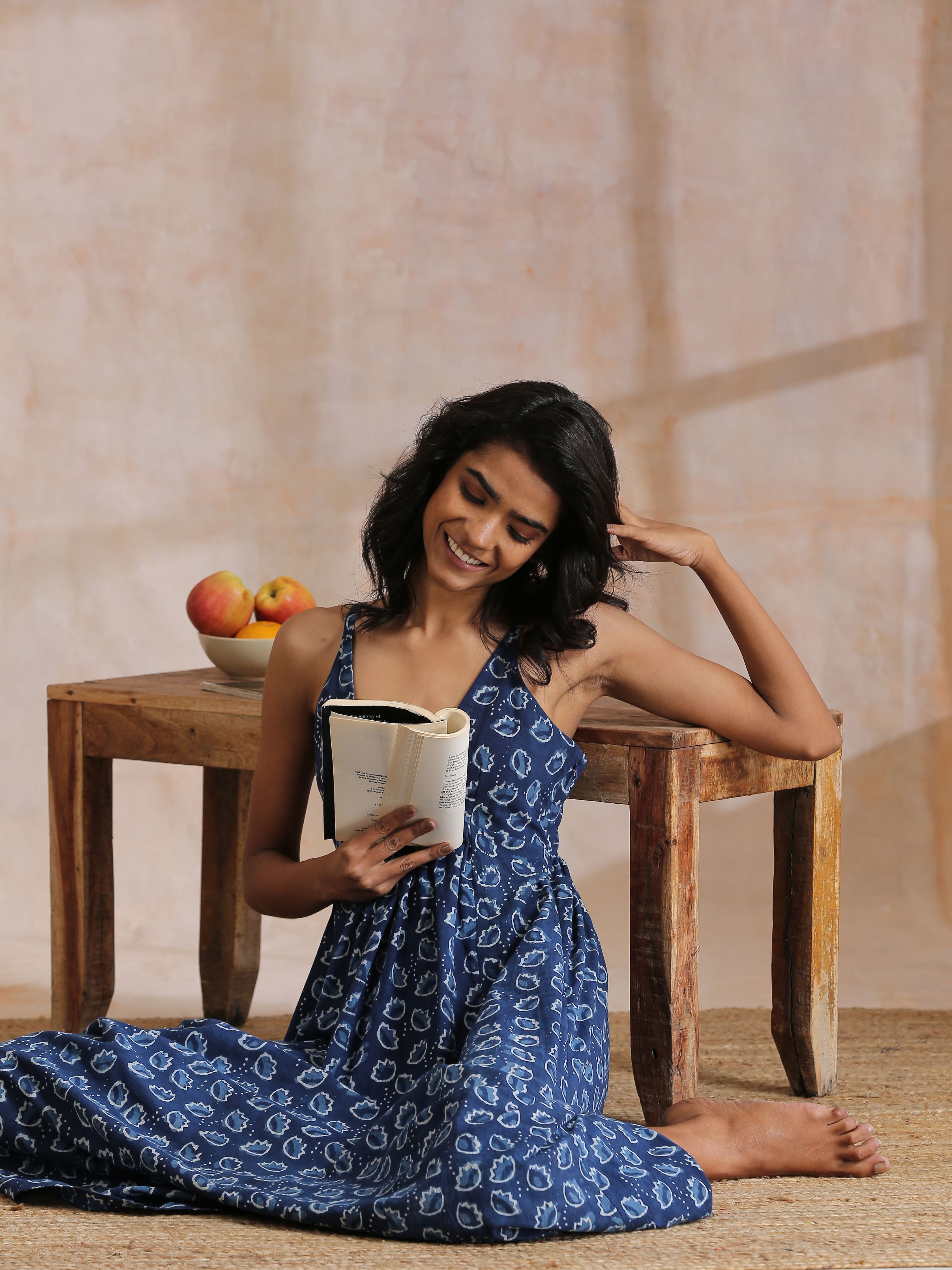 Indigo Dabu Floral Print Cotton Sleeveless Dress | Relove - view 8
