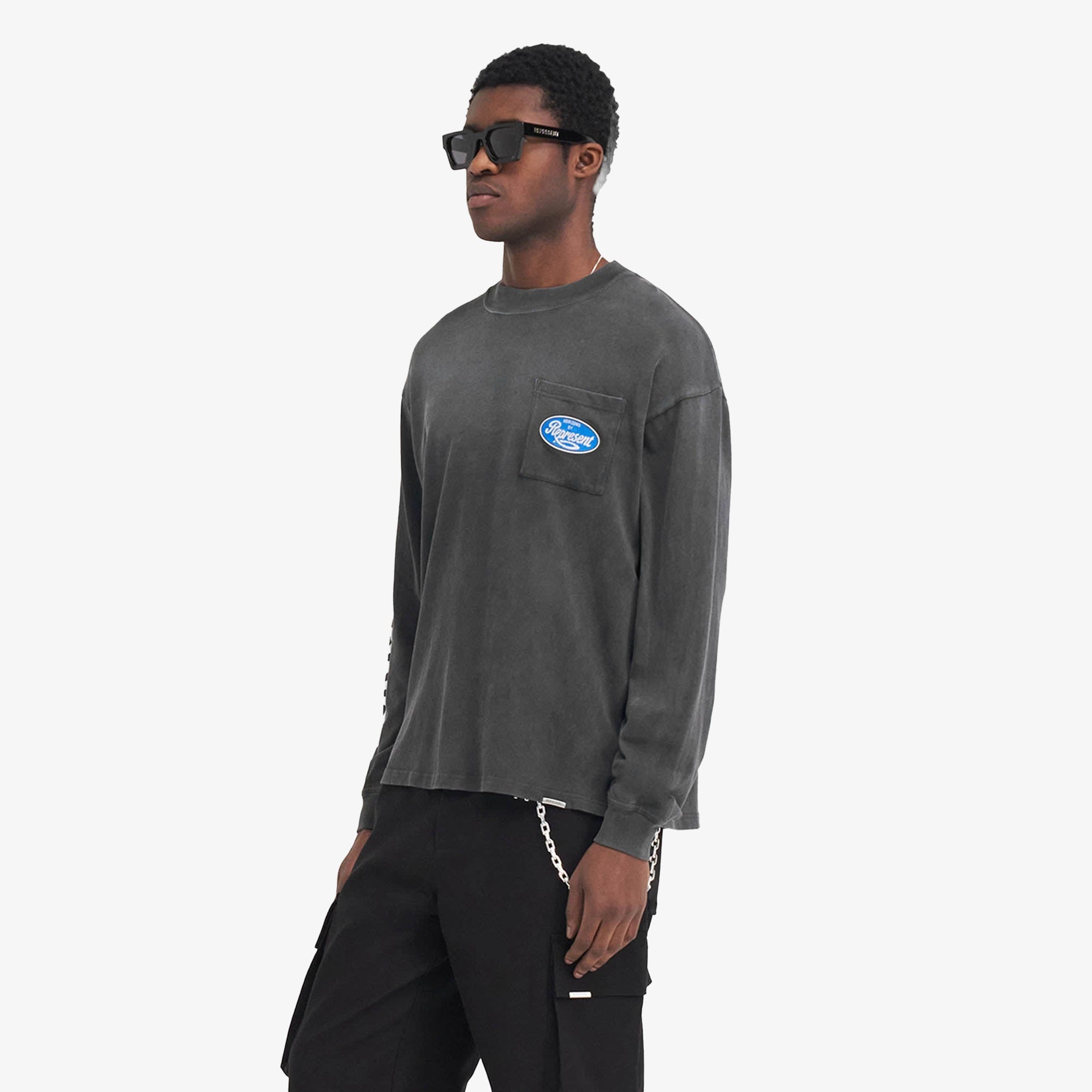 Represent | CLASSIC PARTS LONG SLEEVE { AGED BLACK - view 3