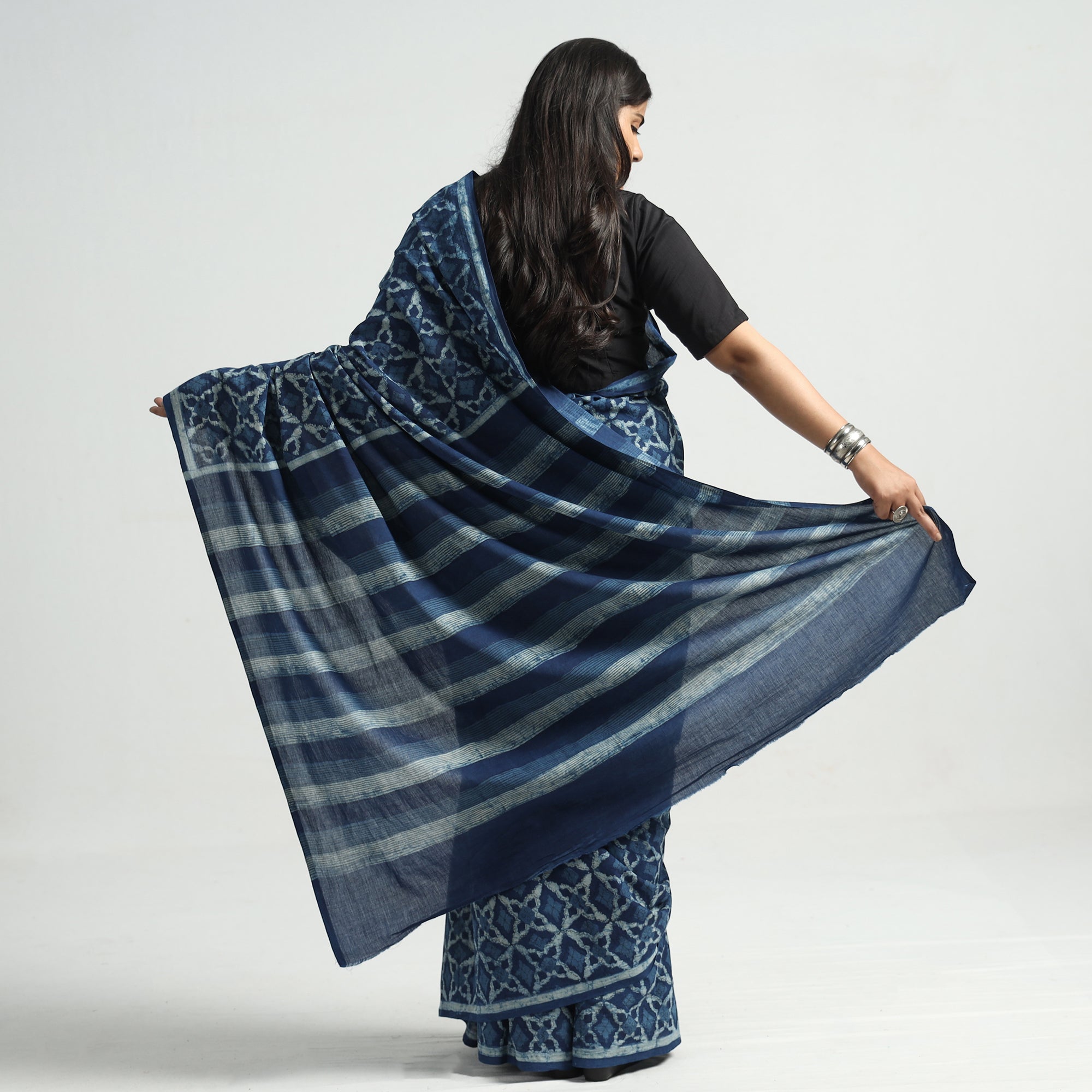 HAVELI CHRONICLES Blue - Akola Hand Block Printed Cotton Saree - view 6