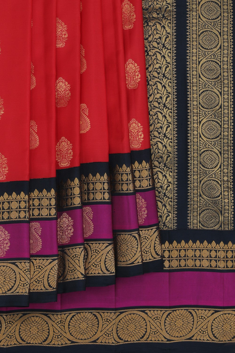 Kalanjali Gadwal Silk Red Saree – Women's
