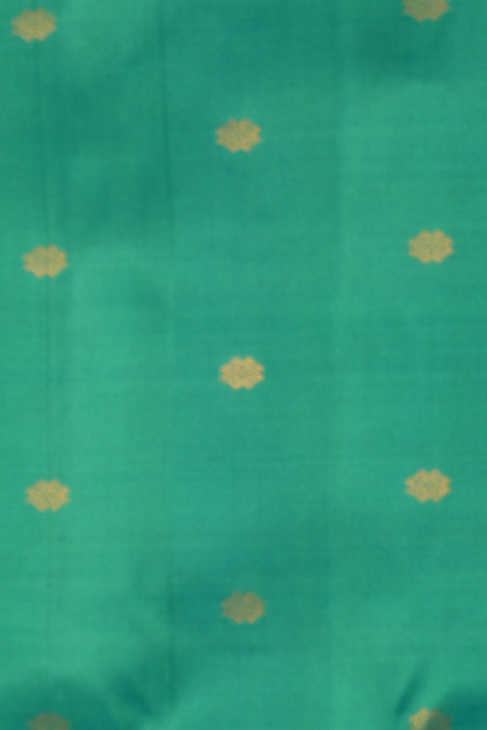Kalanjali Gadwal Silk Green Saree – Women's - view 2
