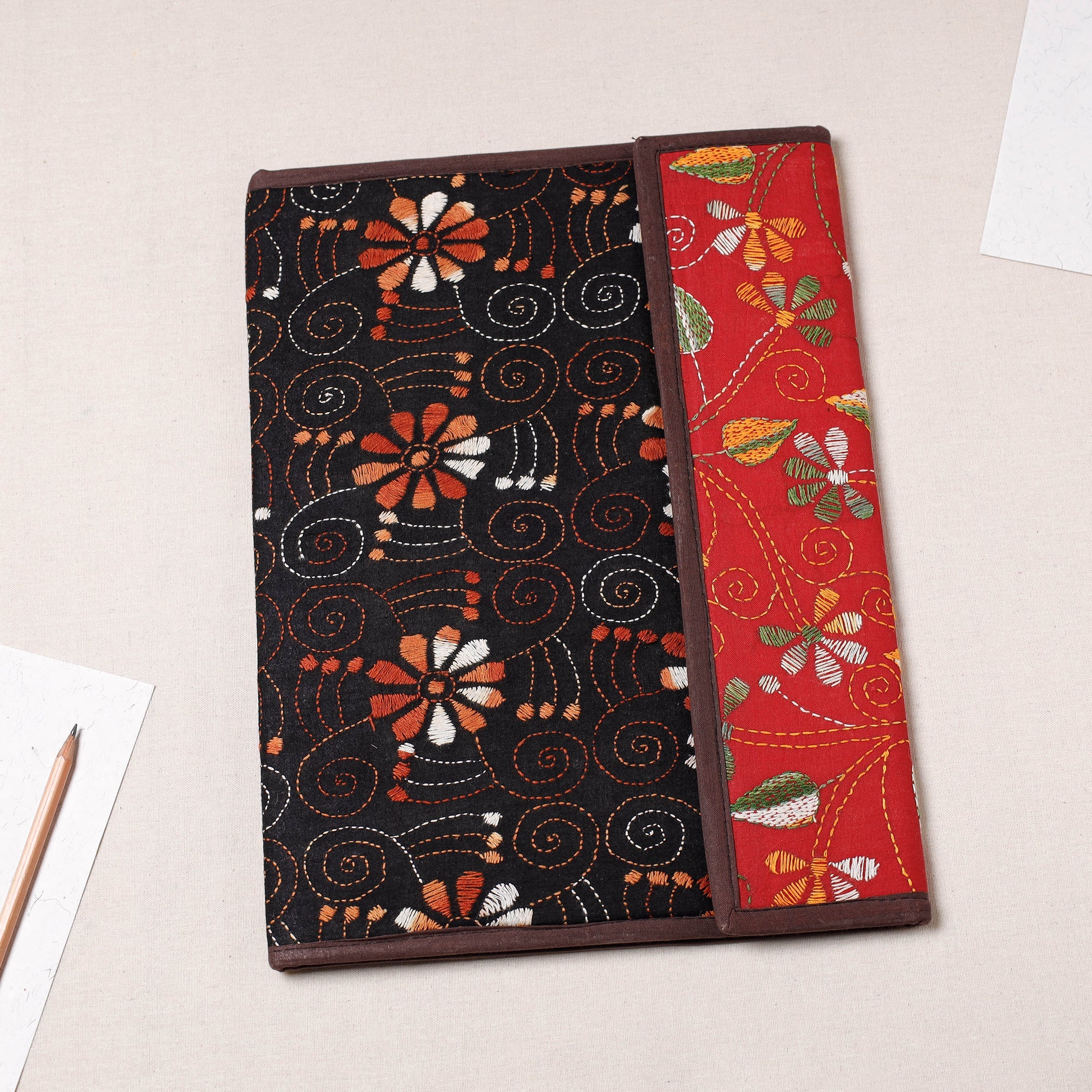 ASALKAAR Bengal Kantha Work Handcrafted File Folder