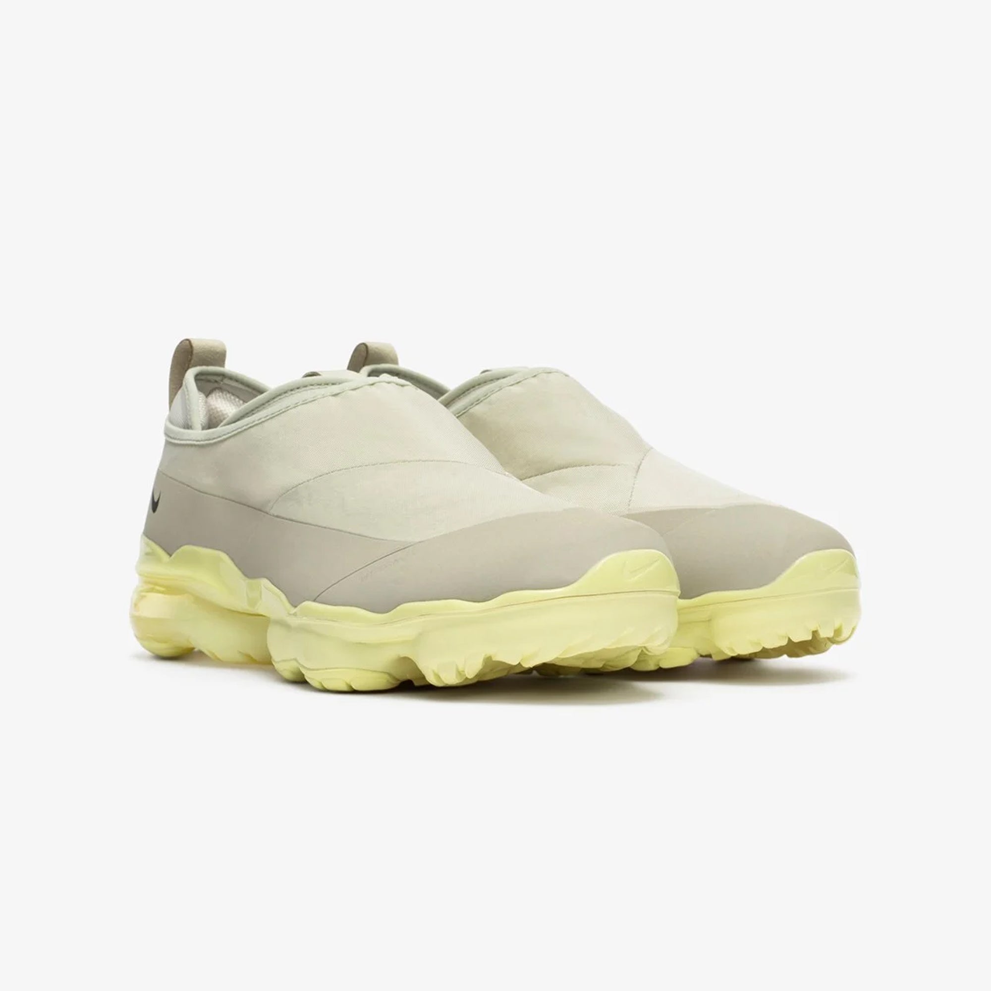 Nike | AIR VAPORMAX MOC ROAM { LIGHT STONE/BLACK-STONE-LIGHT BONE